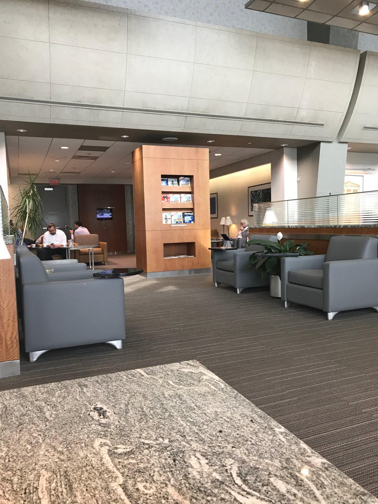 American Airlines Admirals Club image 19 of 48