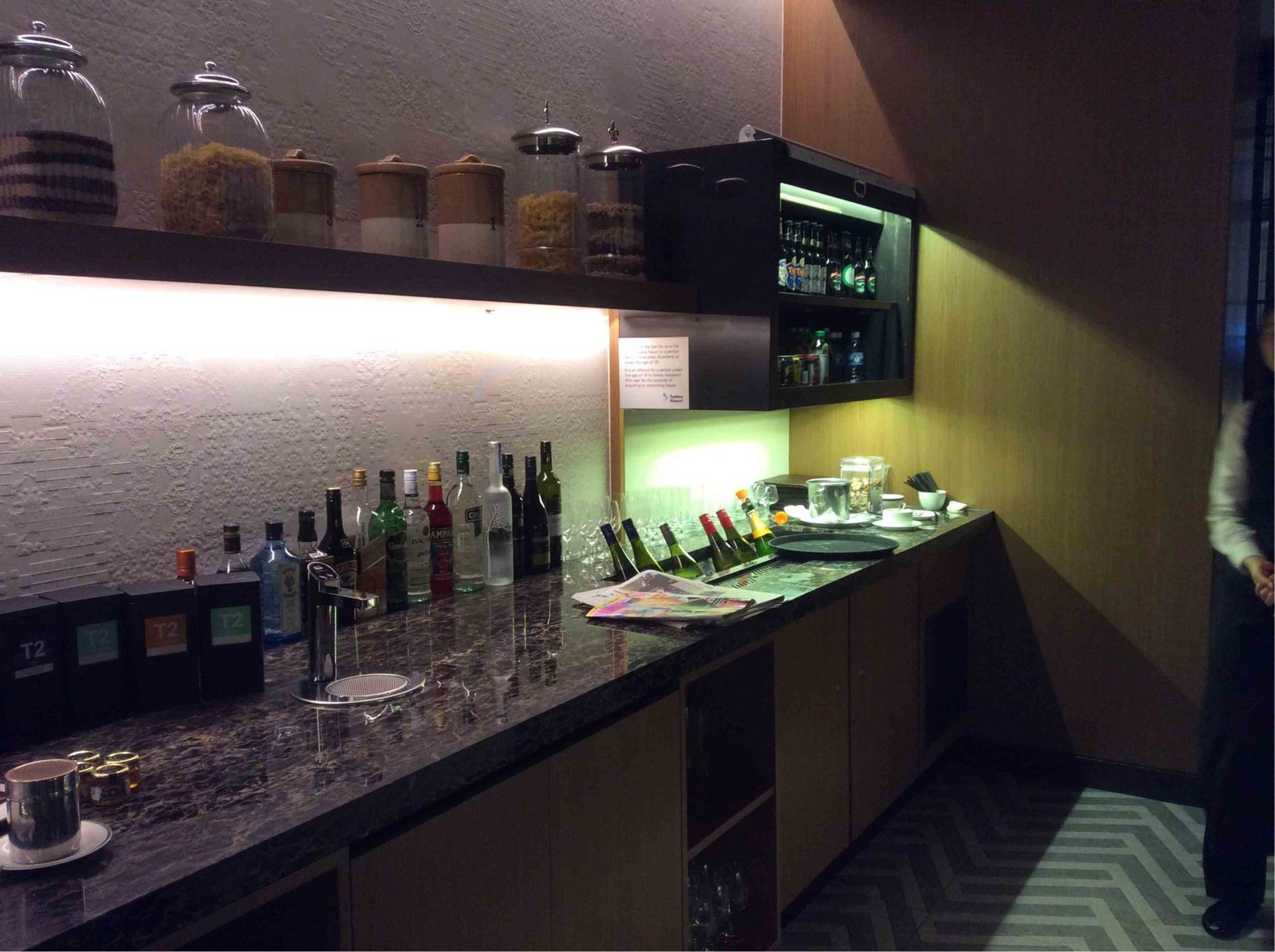 Singapore Airlines SilverKris First Class Lounge image 10 of 17
