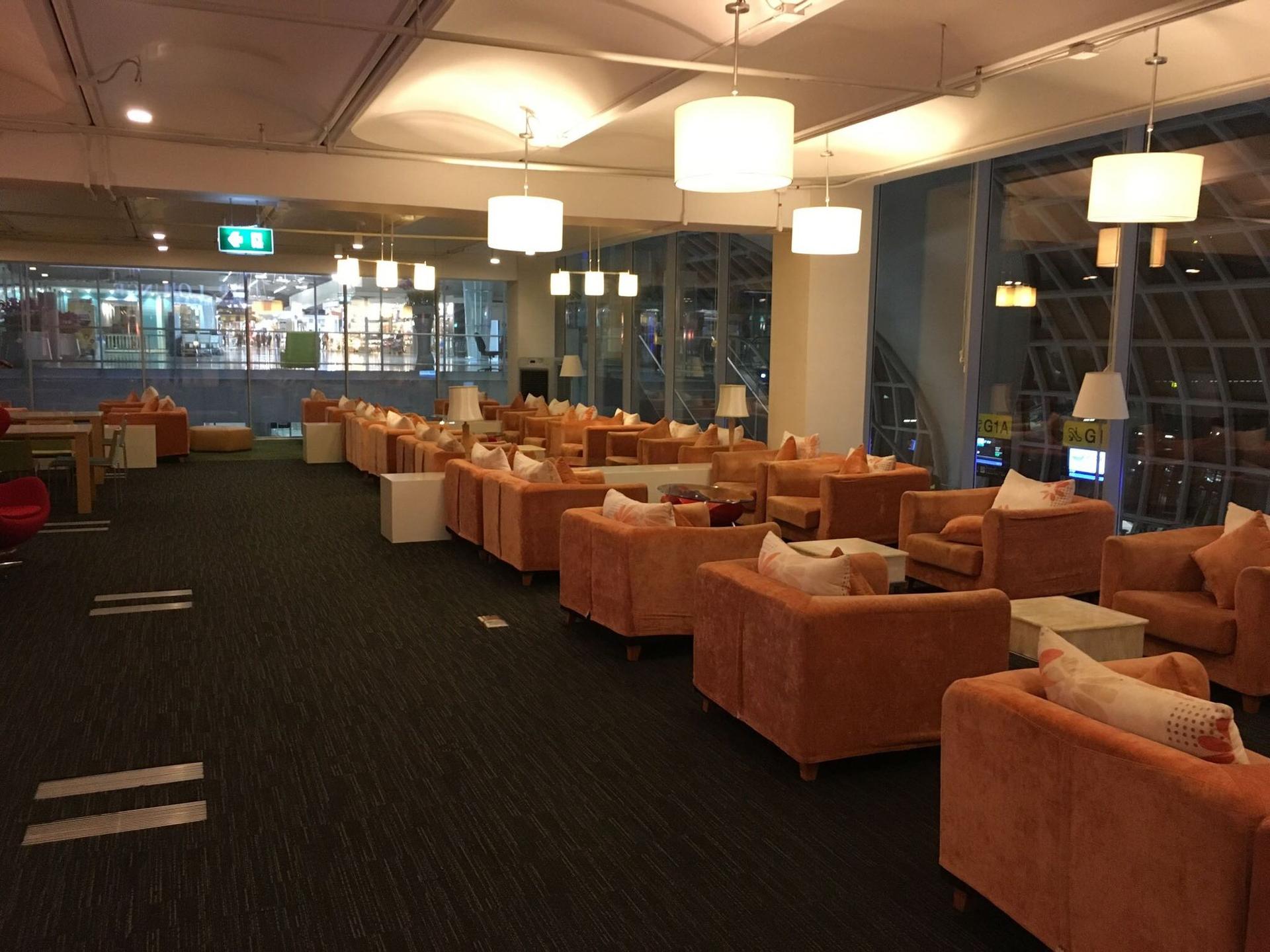 Miracle Business Class Lounge (Level 3) image 9 of 22