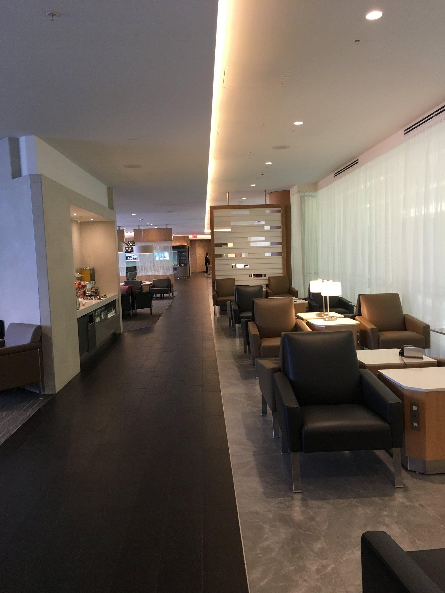 American Airlines Flagship Lounge image 38 of 65