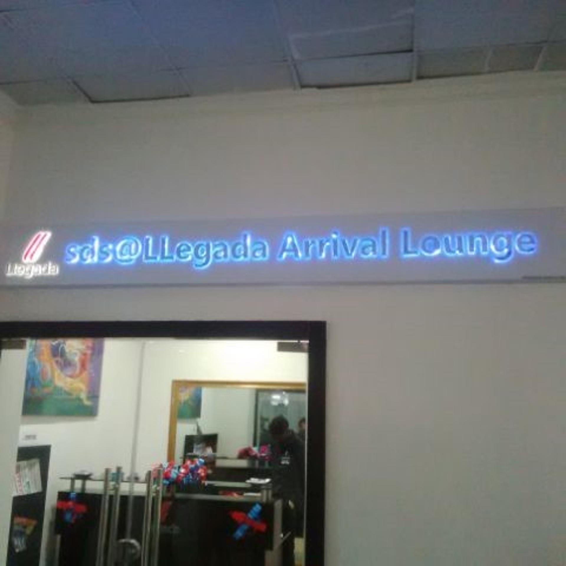 SDS Llegada Arrival Lounge (D-Wing) image 6 of 8