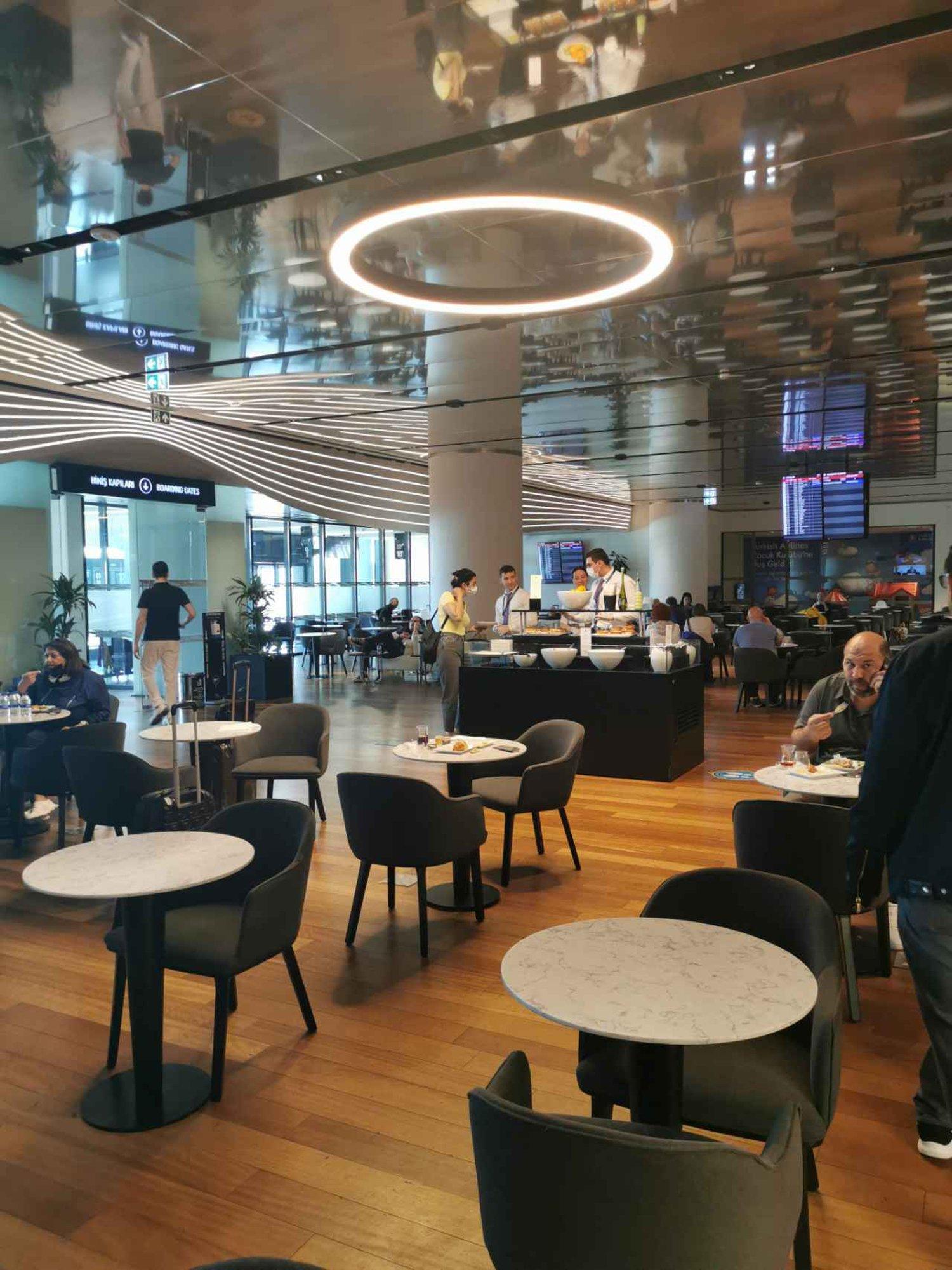 Turkish Airlines Lounge Domestic image 3 of 4