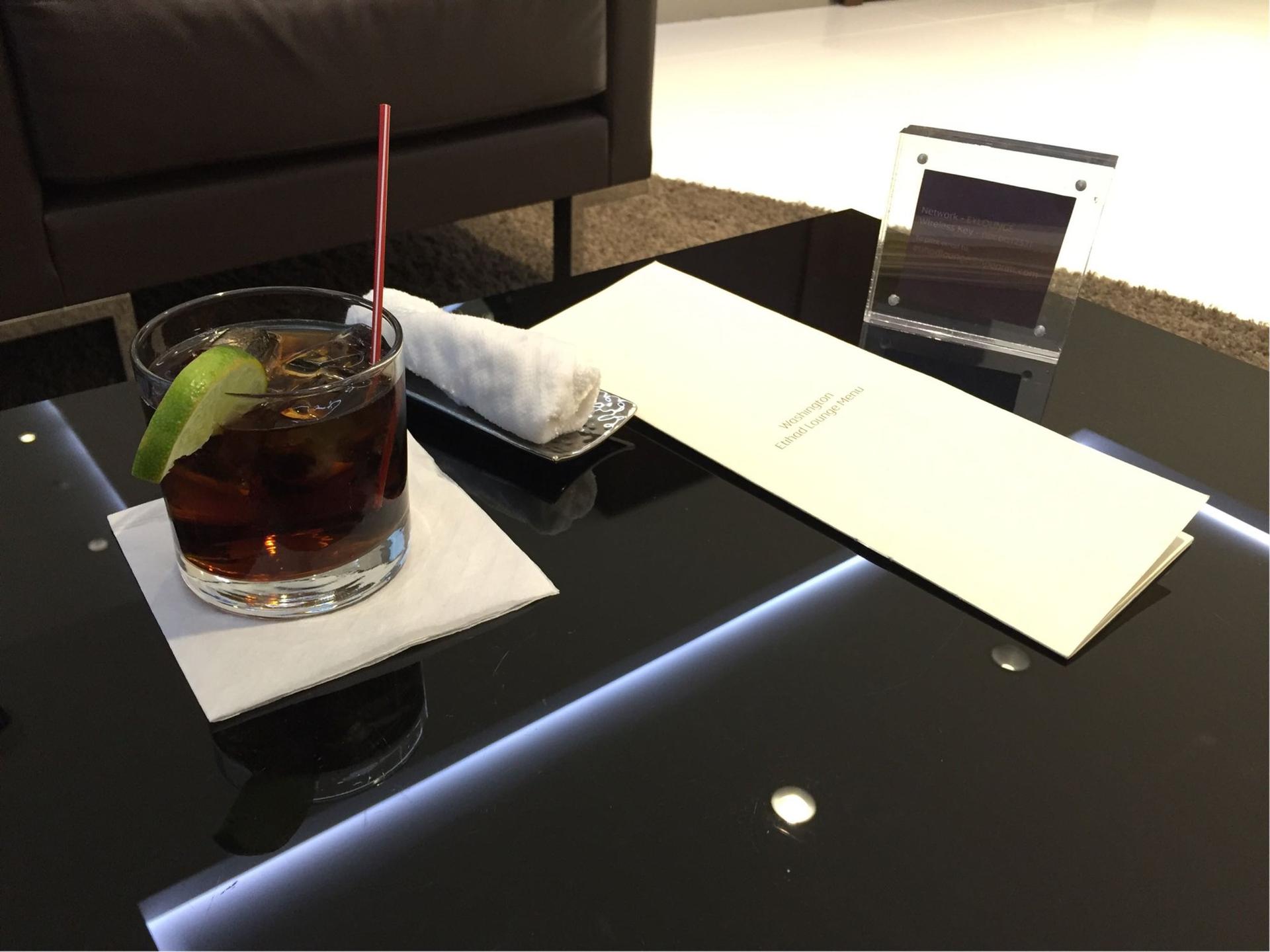 Etihad Airways First & Business Class Lounge image 16 of 17