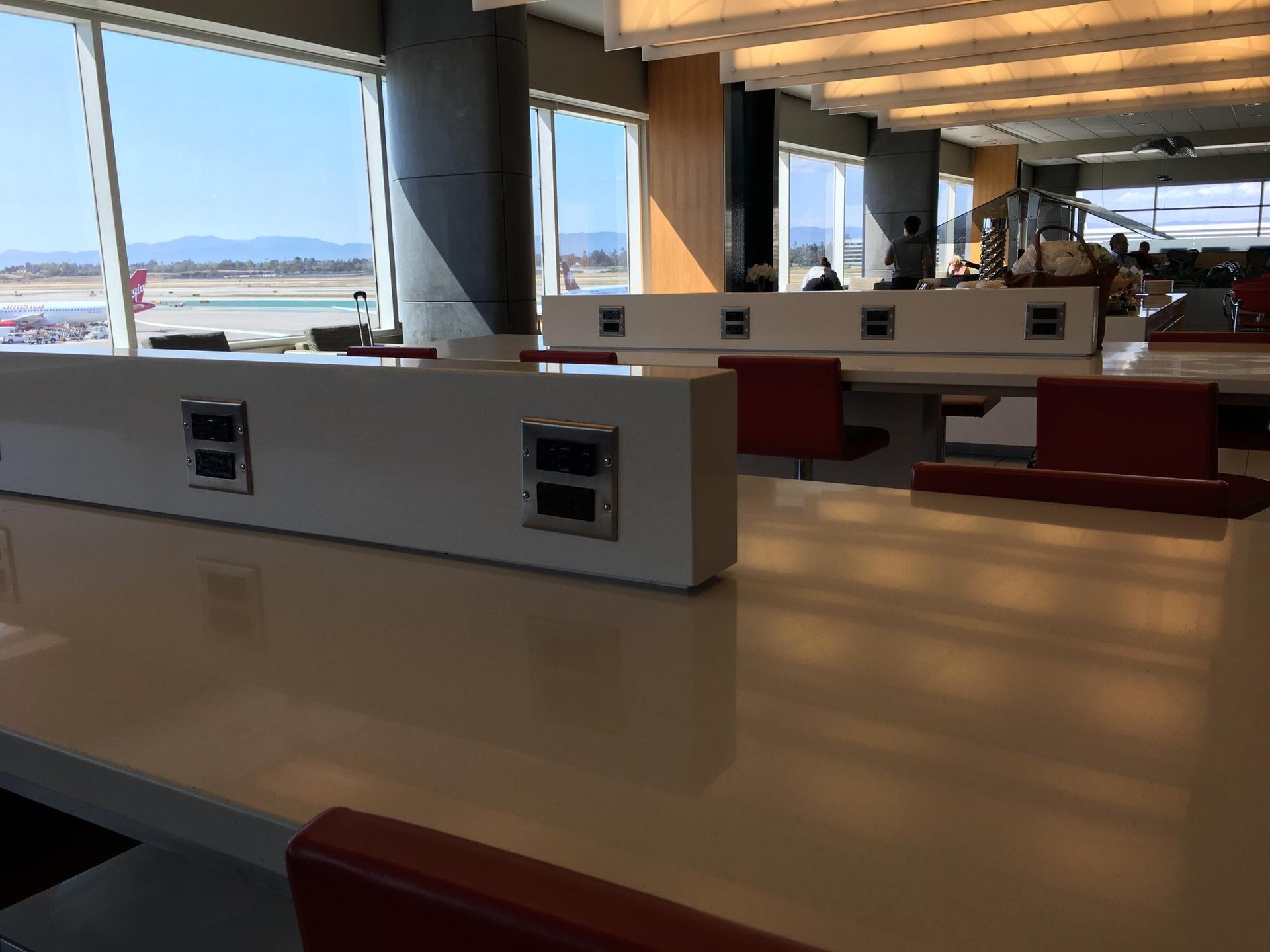 Air Canada Maple Leaf Lounge image 23 of 24