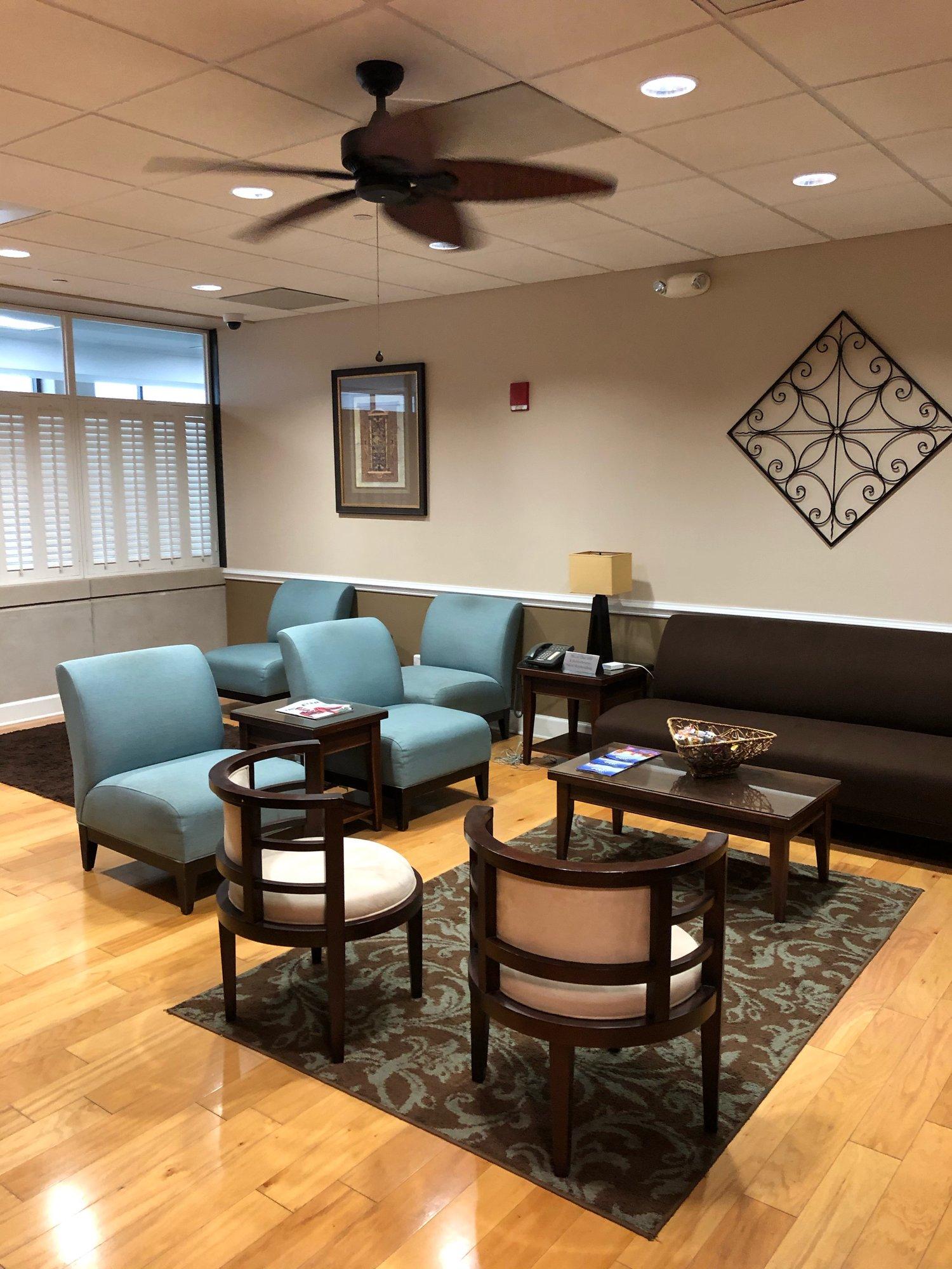 Mobile Airport Authority Executive Lounge image 3 of 5