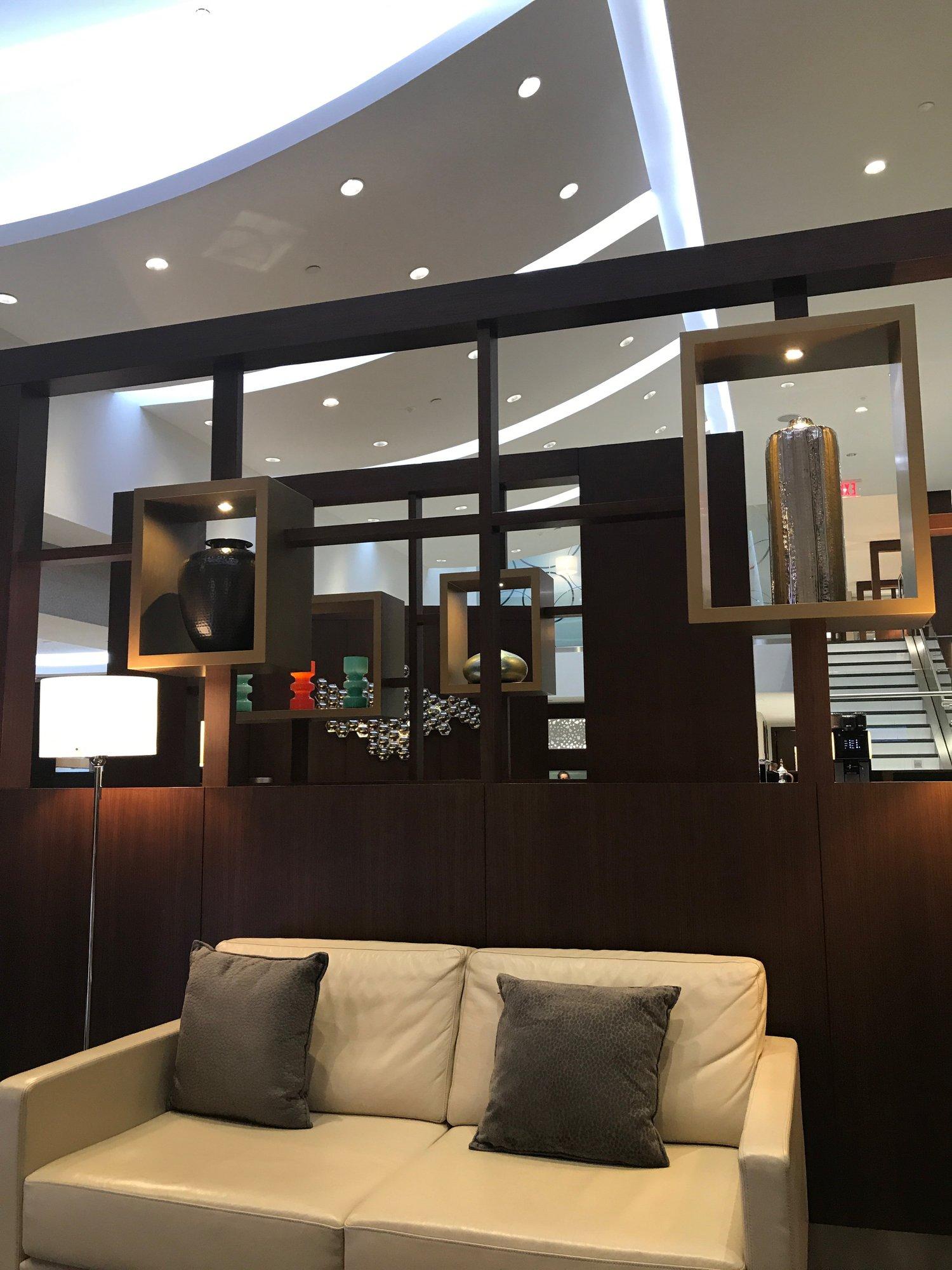 Etihad Airways First & Business Class Lounge image 13 of 17
