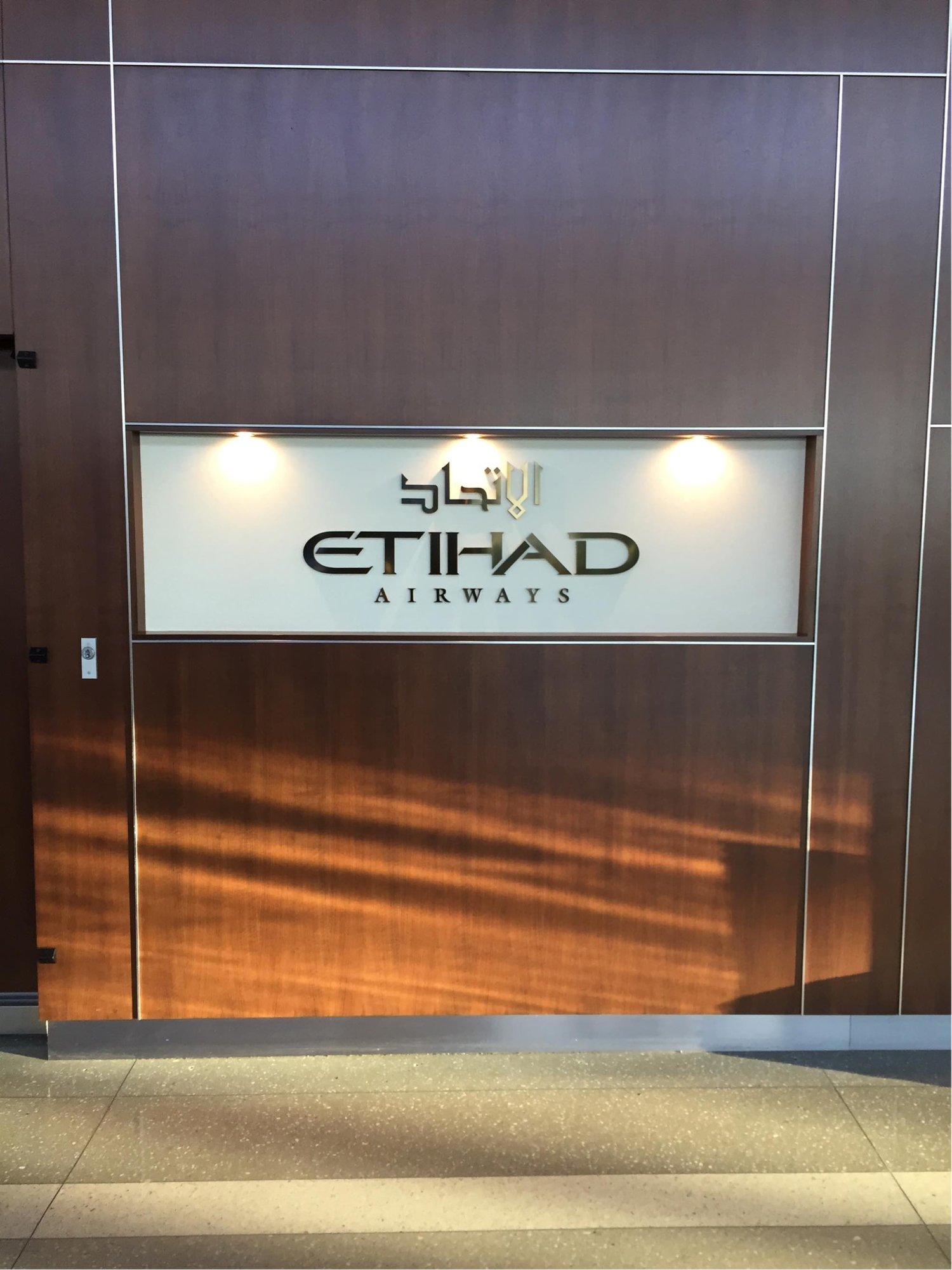 Etihad Airways First & Business Class Lounge image 10 of 17