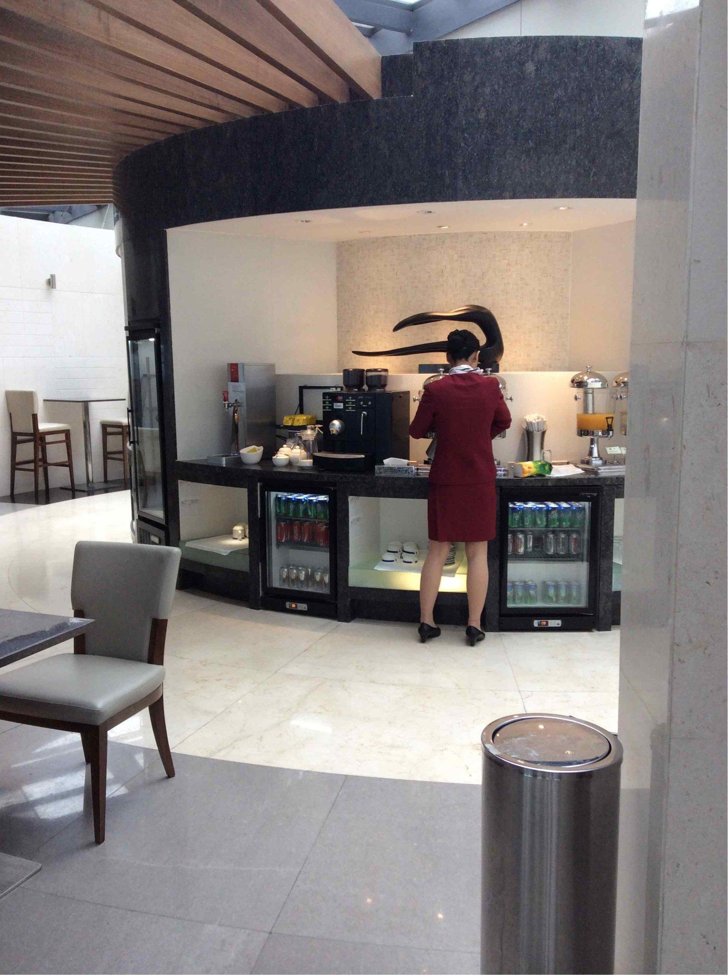 V8 Air China First & Business Class Lounge image 4 of 9