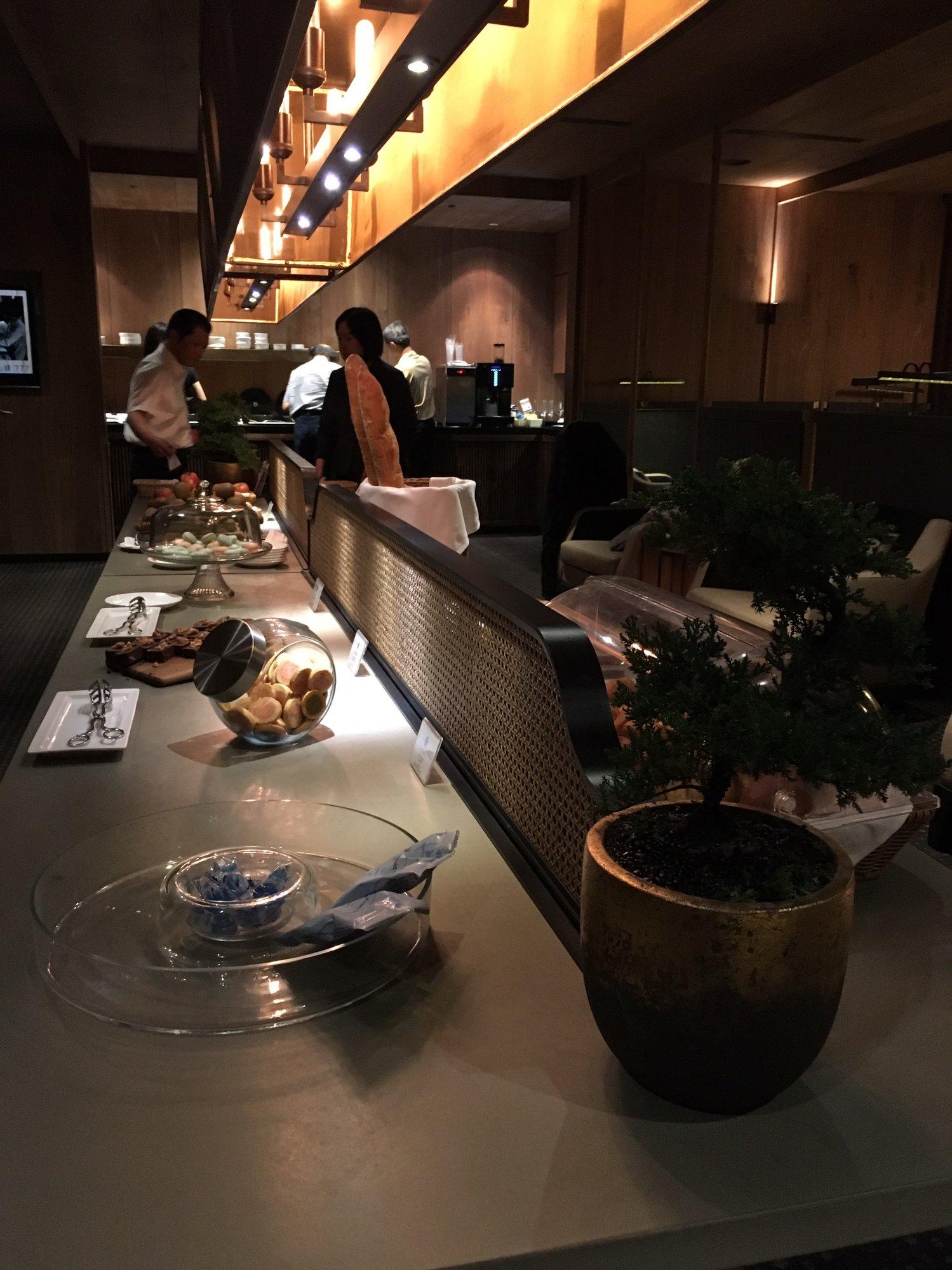 China Airlines Lounge (V1) image 27 of 44