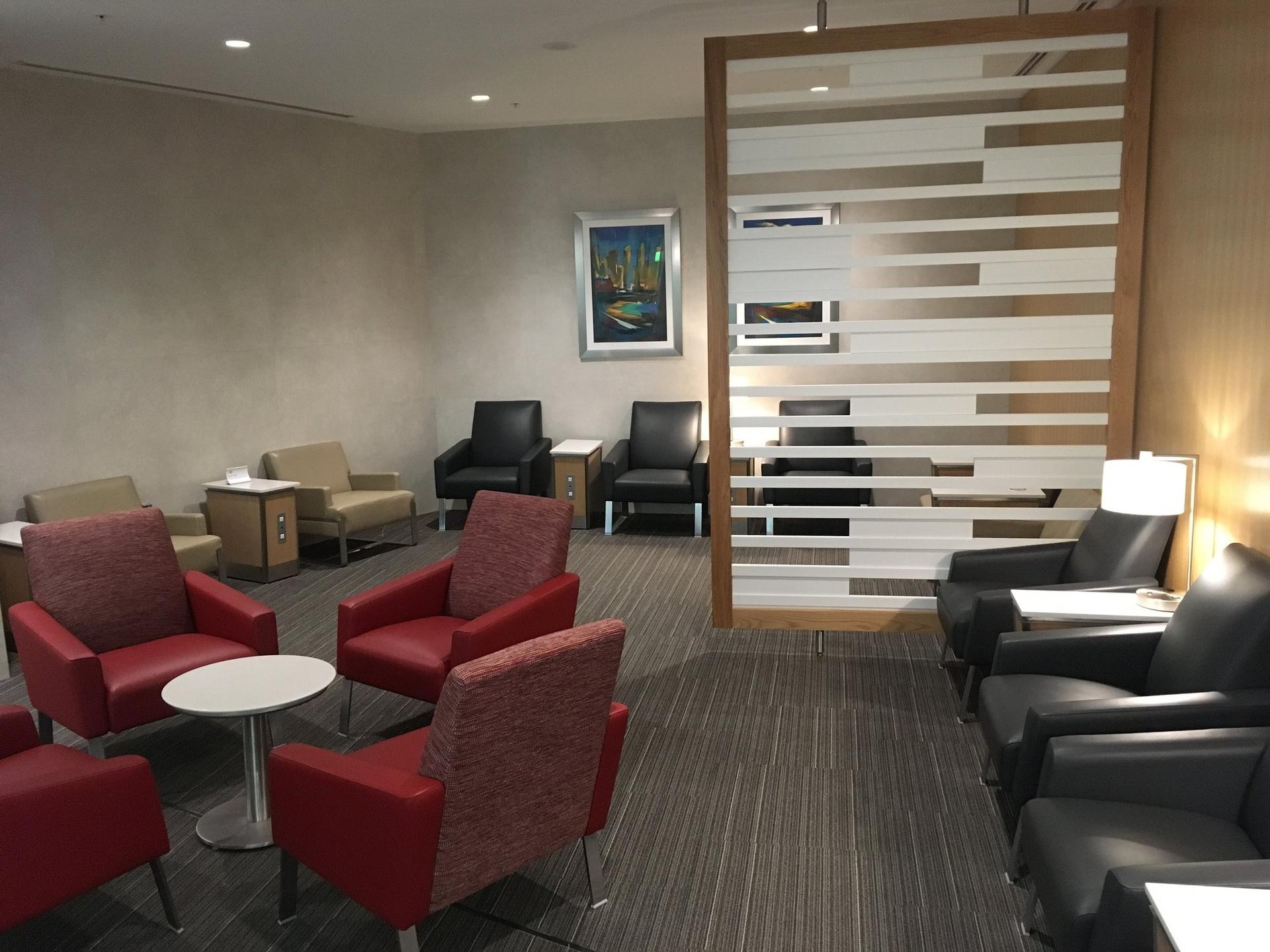 American Airlines Flagship Lounge image 41 of 65