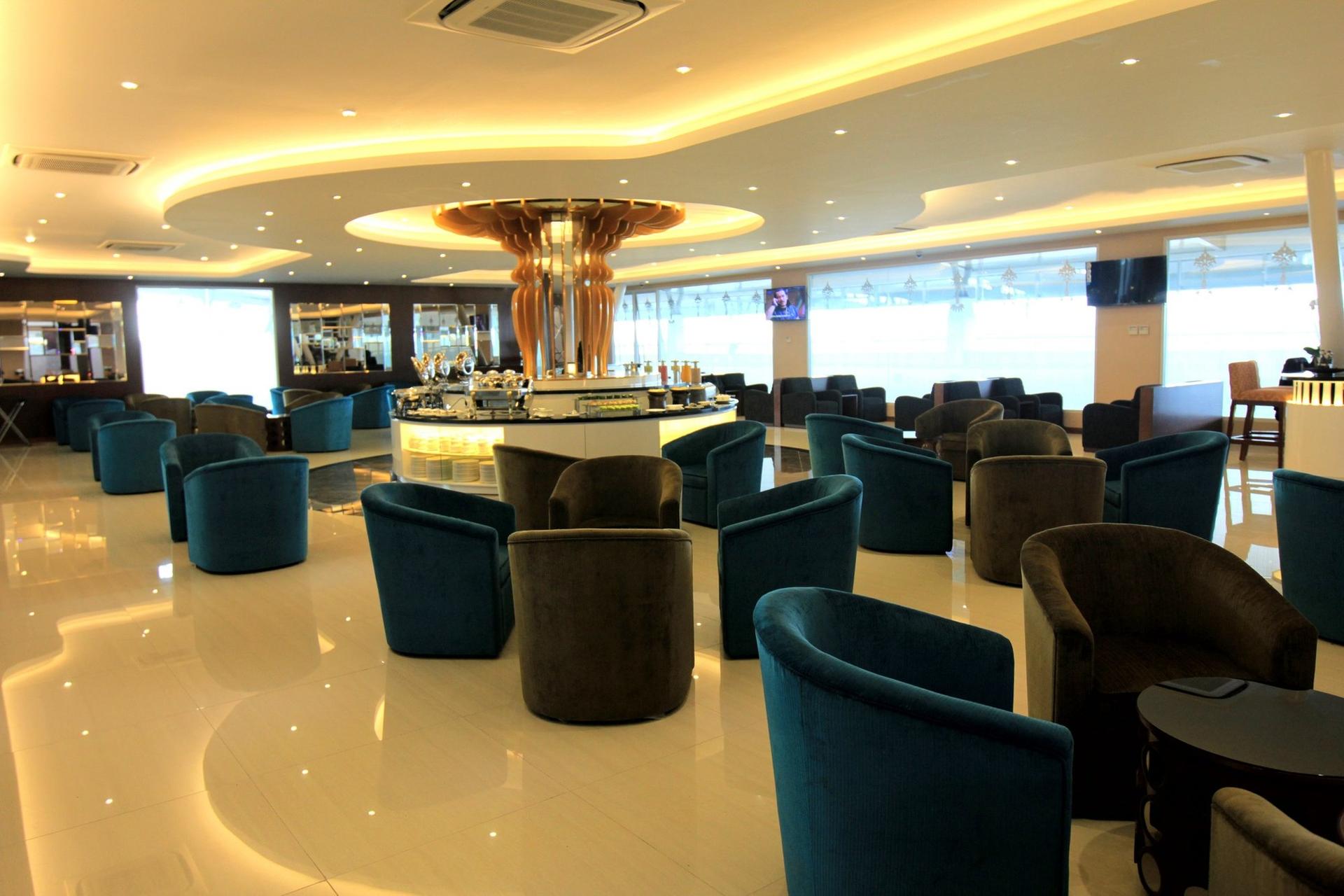 Concordia Blue Sky Premium Lounge image 9 of 19