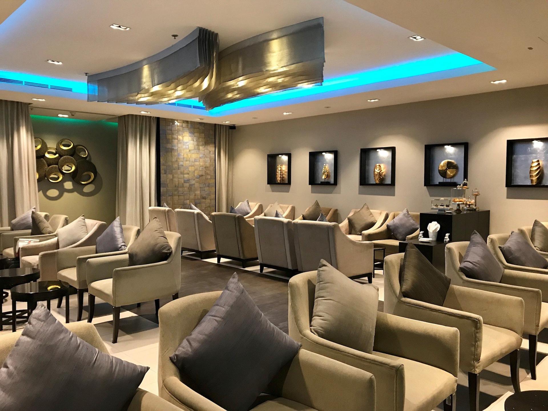 Oman Air First and Business Class Lounge image 48 of 50