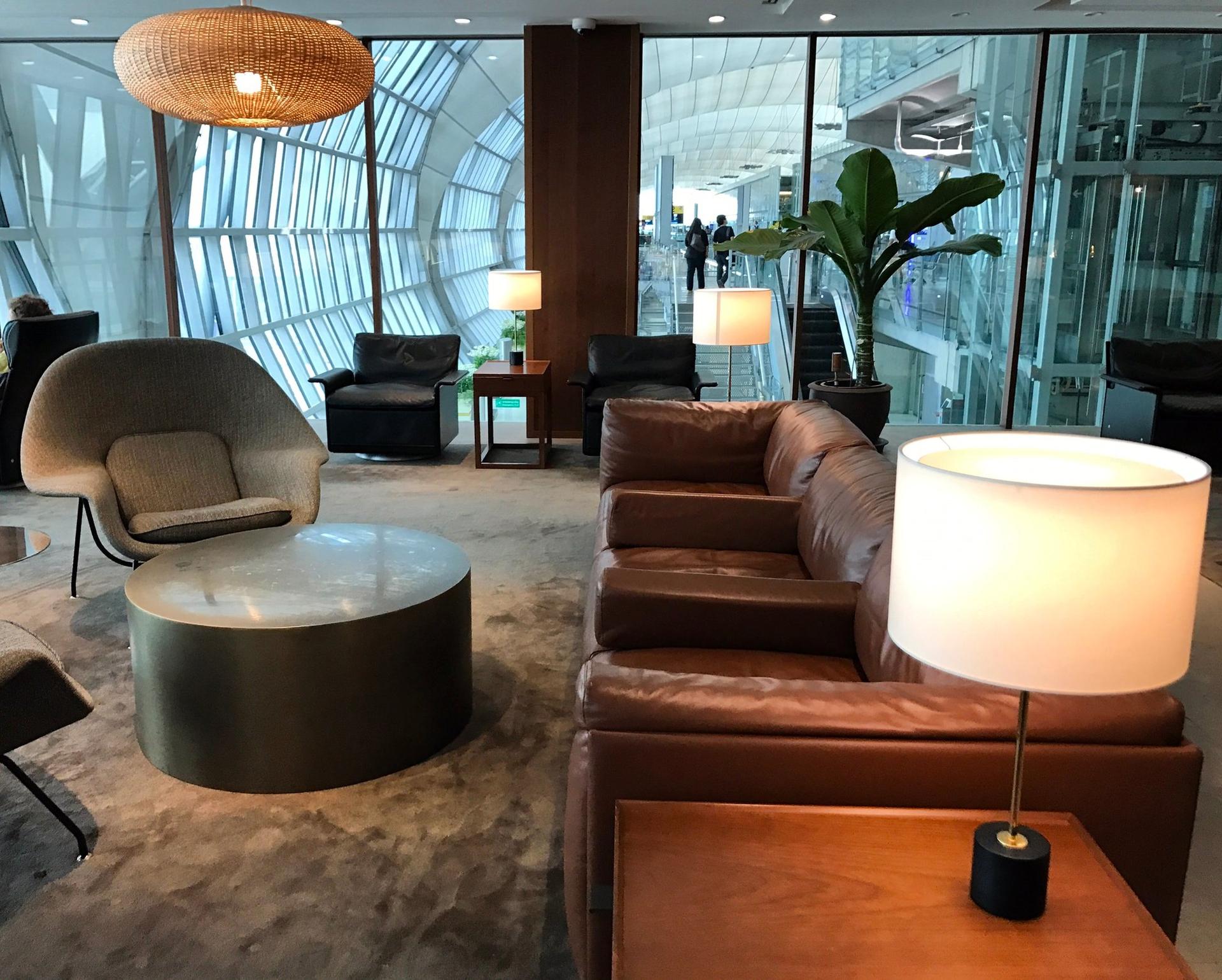 Cathay Pacific First and Business Class Lounge image 57 of 69