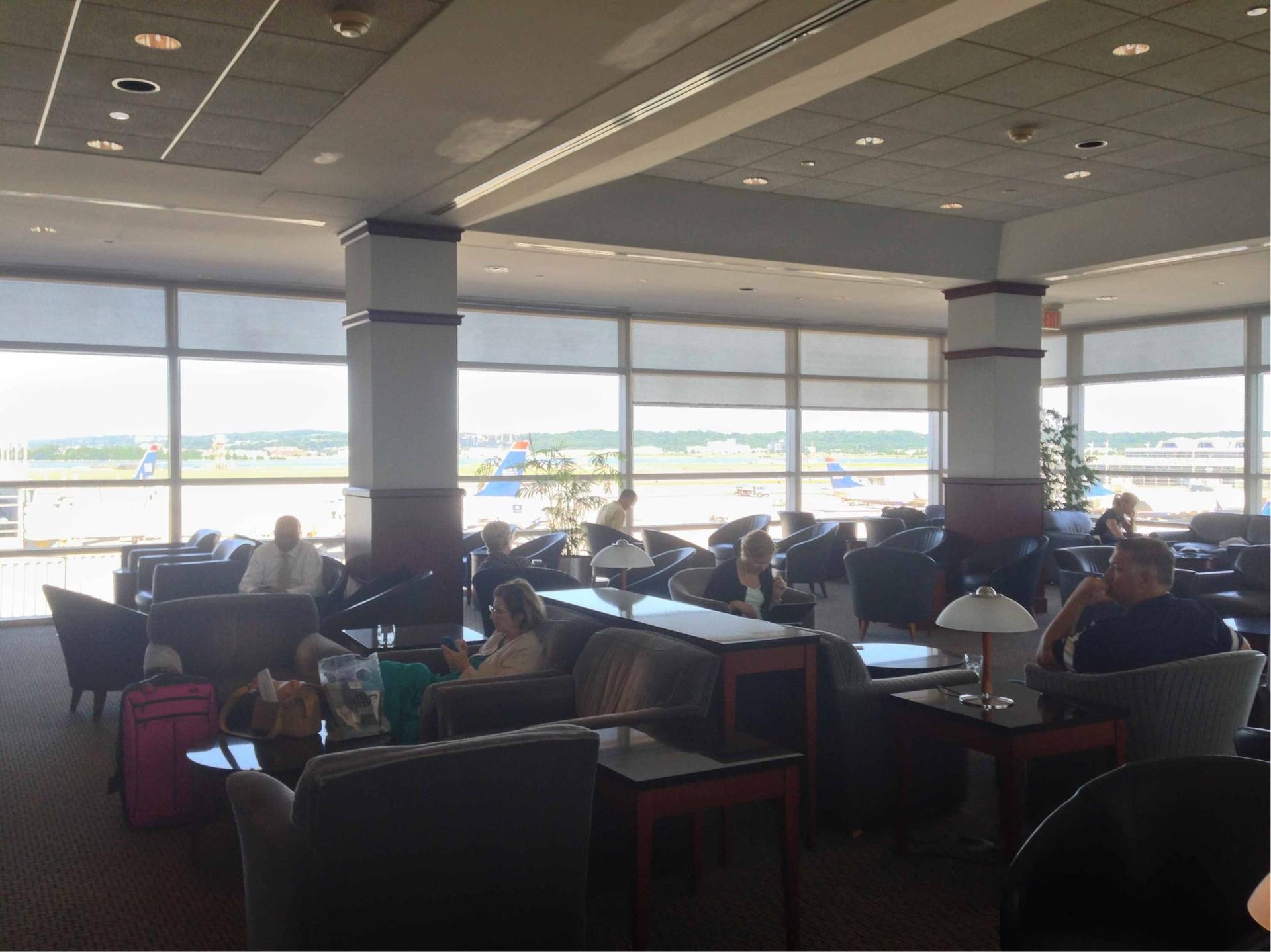 American Airlines Admirals Club image 13 of 19