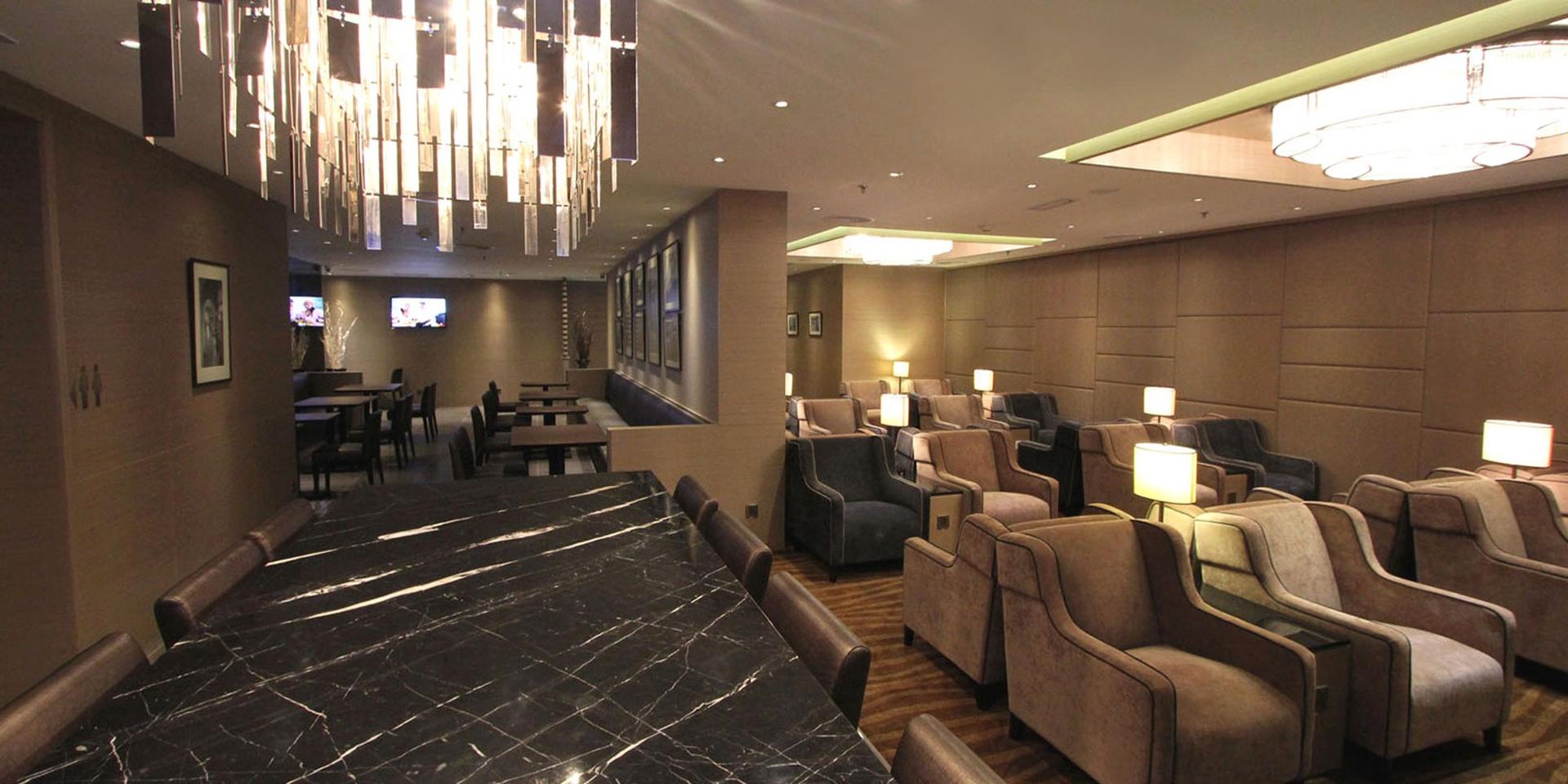 Plaza Premium Lounge (International Departures) image 21 of 22