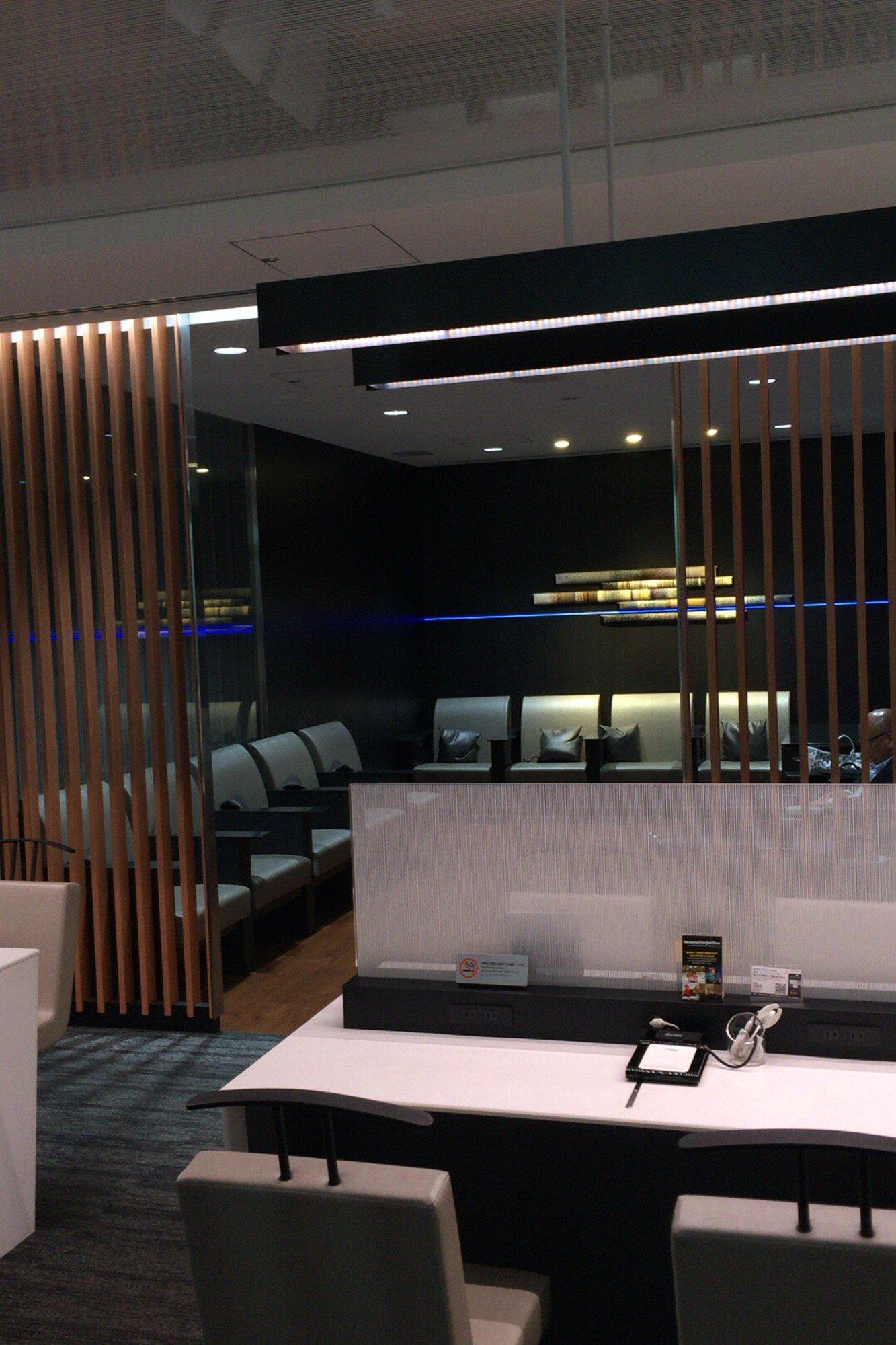 All Nippon Airways ANA Lounge image 8 of 9