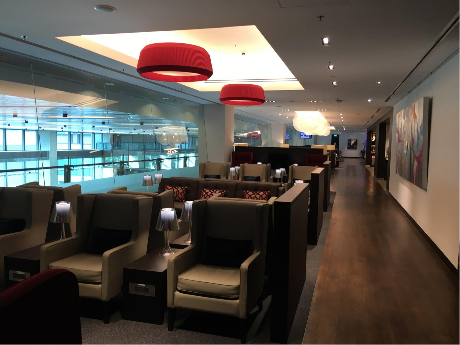 British Airways Singapore Lounge and Concorde Bar image 1 of 15