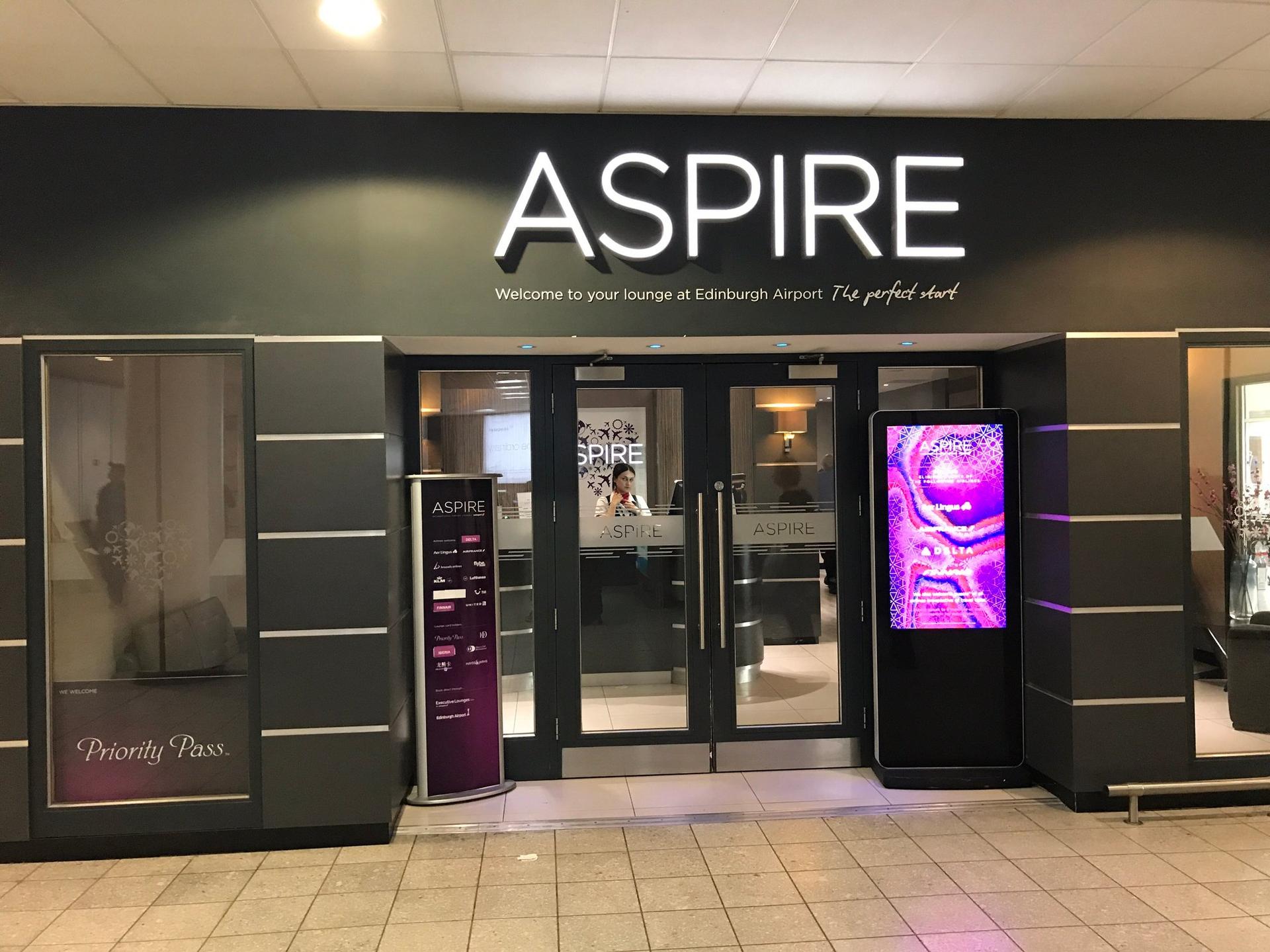 Aspire Lounge (Gate 4)  image 5 of 37