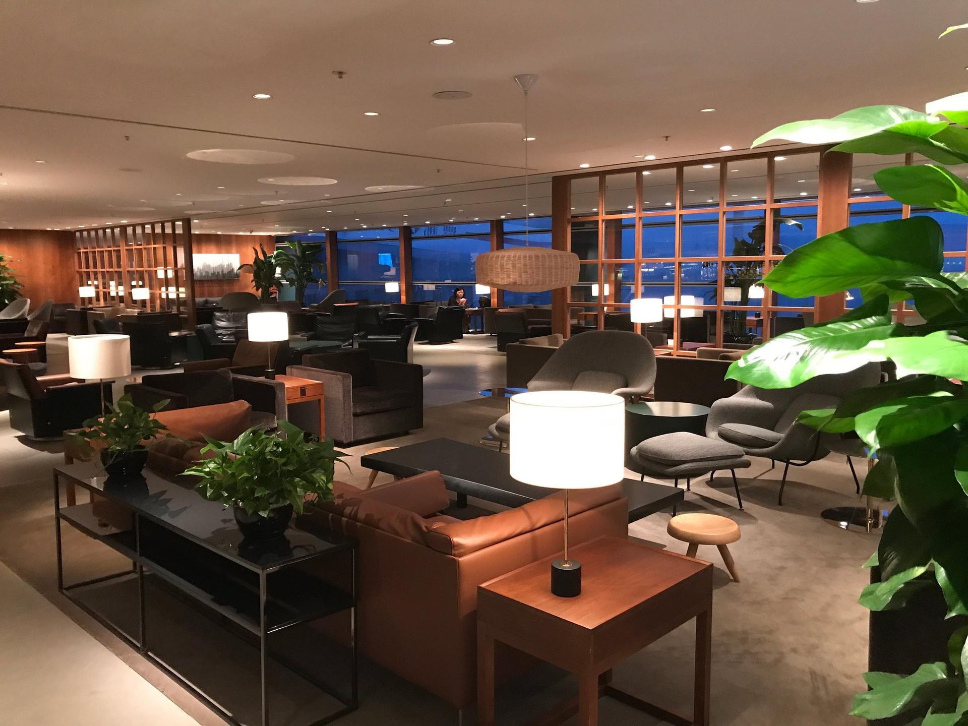 Cathay Pacific The Pier Business Class Lounge image 58 of 61