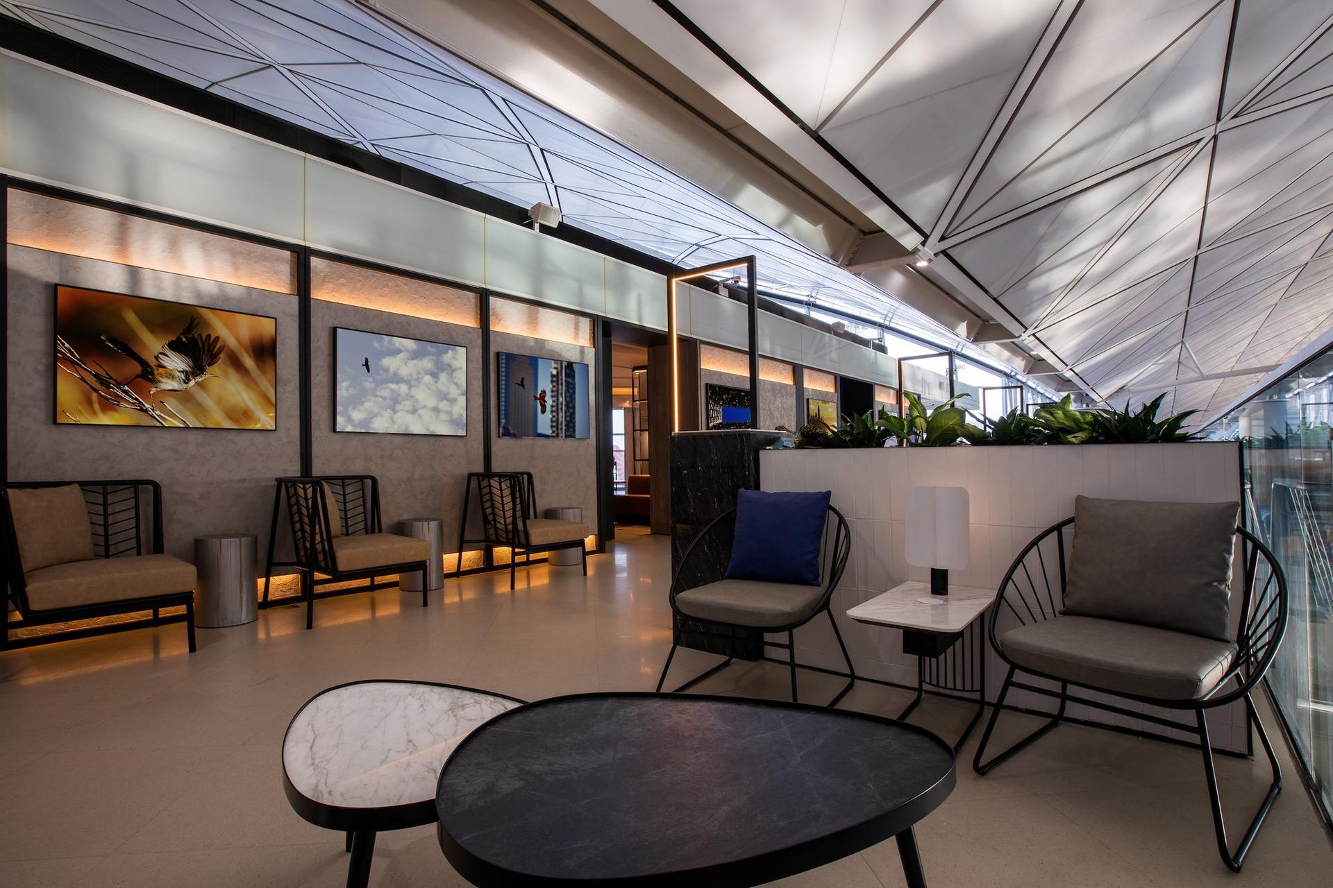 Plaza Premium Lounge (Gate 60) image 3 of 13