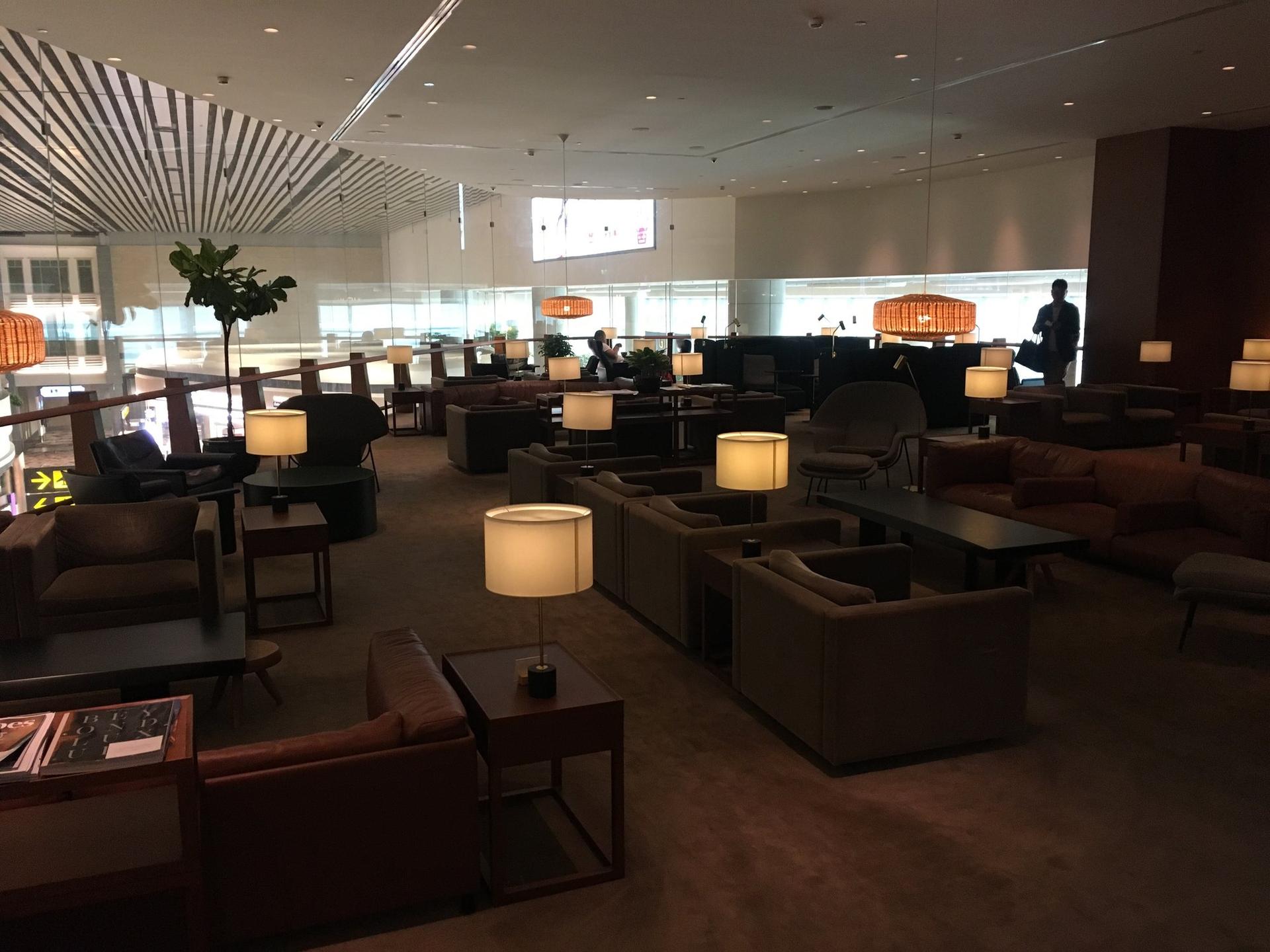 Cathay Pacific Lounge image 32 of 60