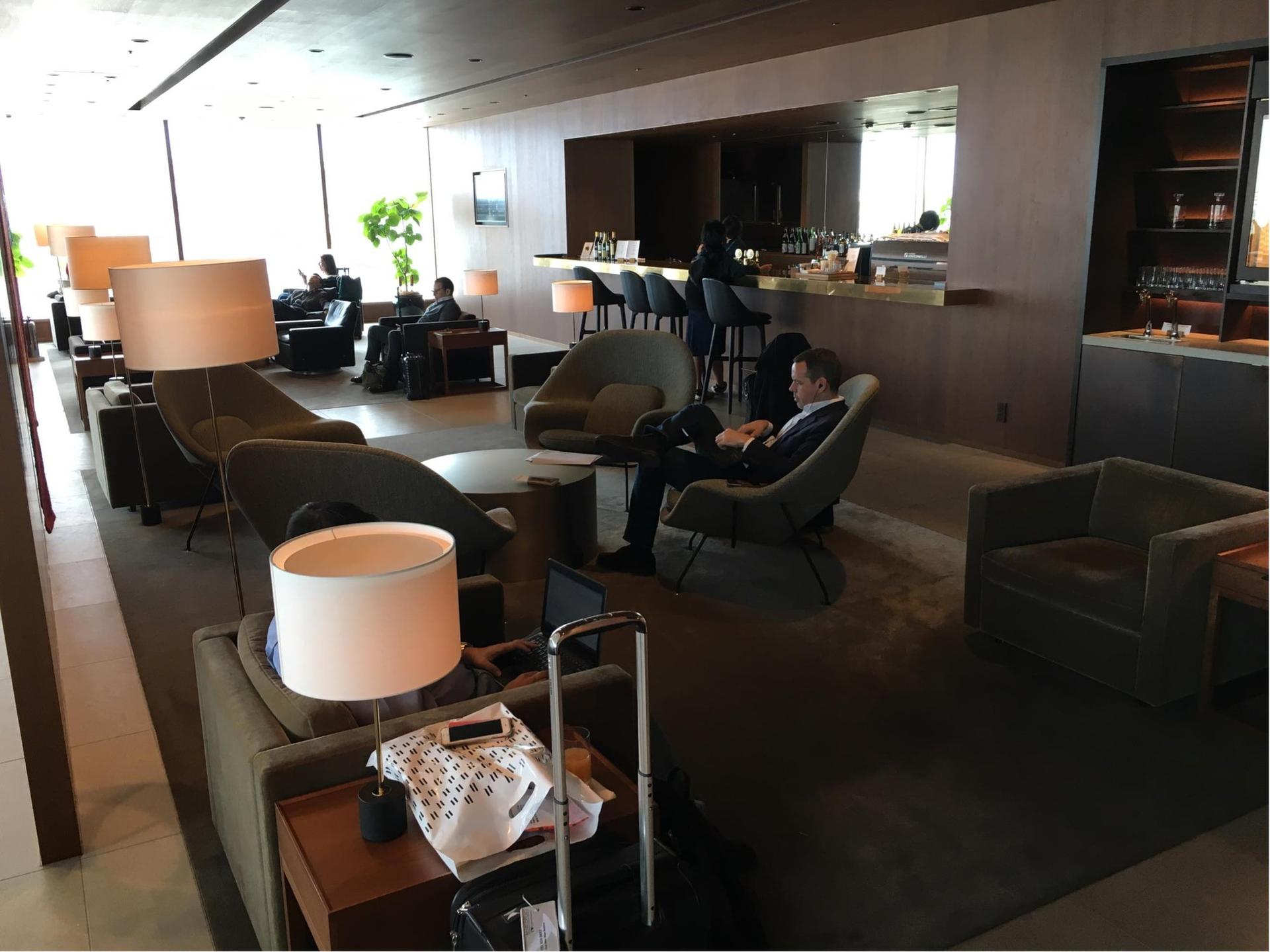 Cathay Pacific Lounge image 34 of 49