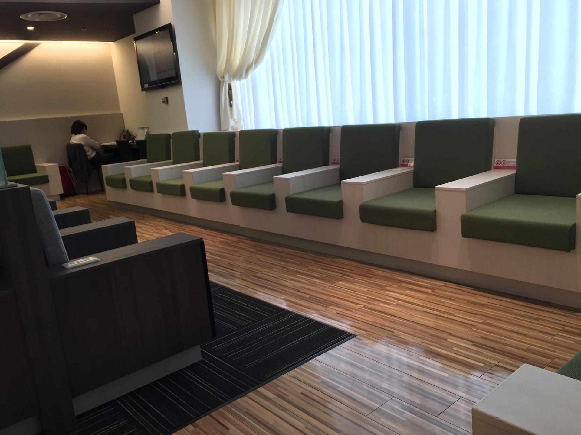 IASS Executive Lounge image 8 of 21