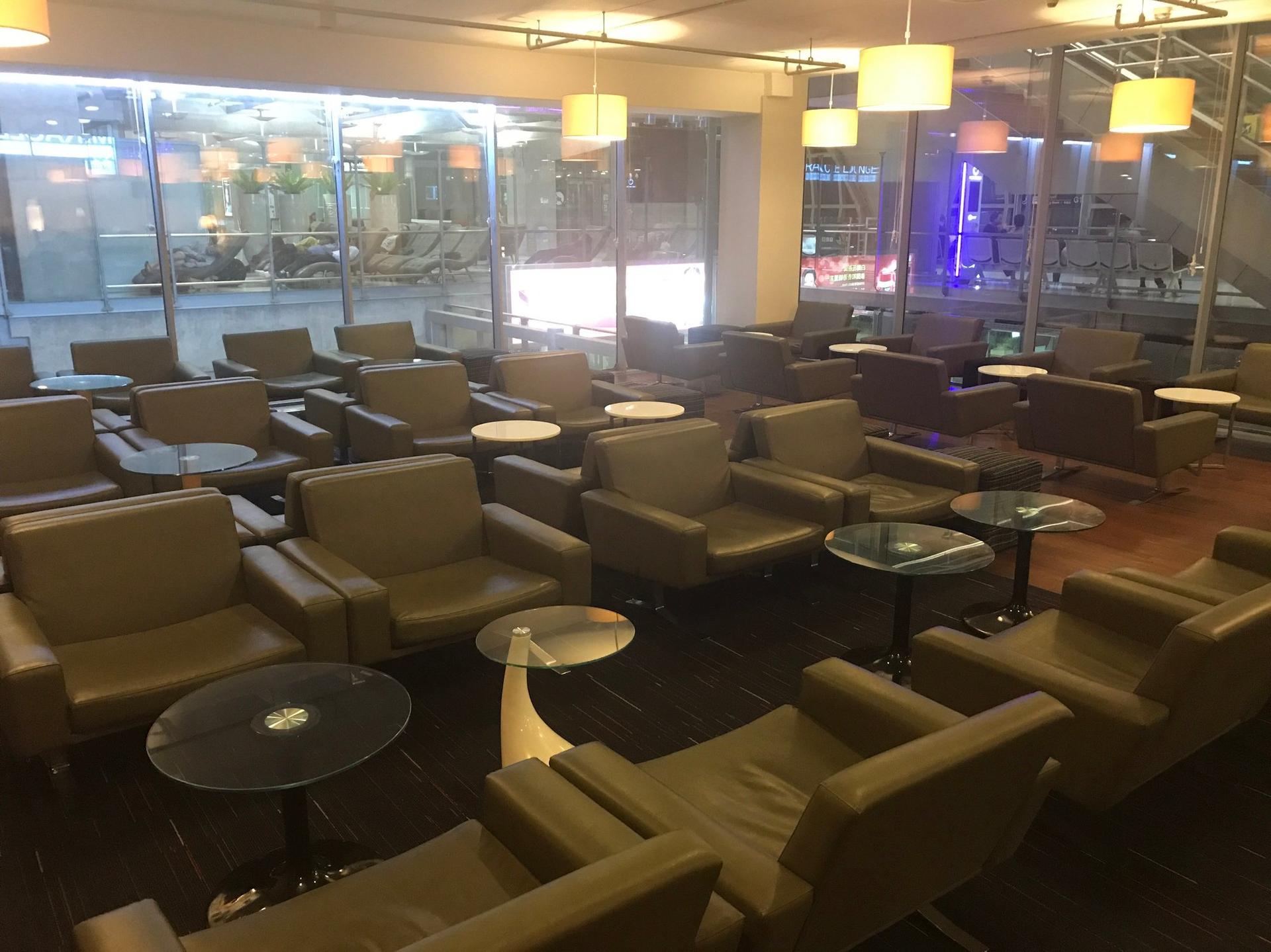 Miracle First Class Lounge (Level 3) image 7 of 13