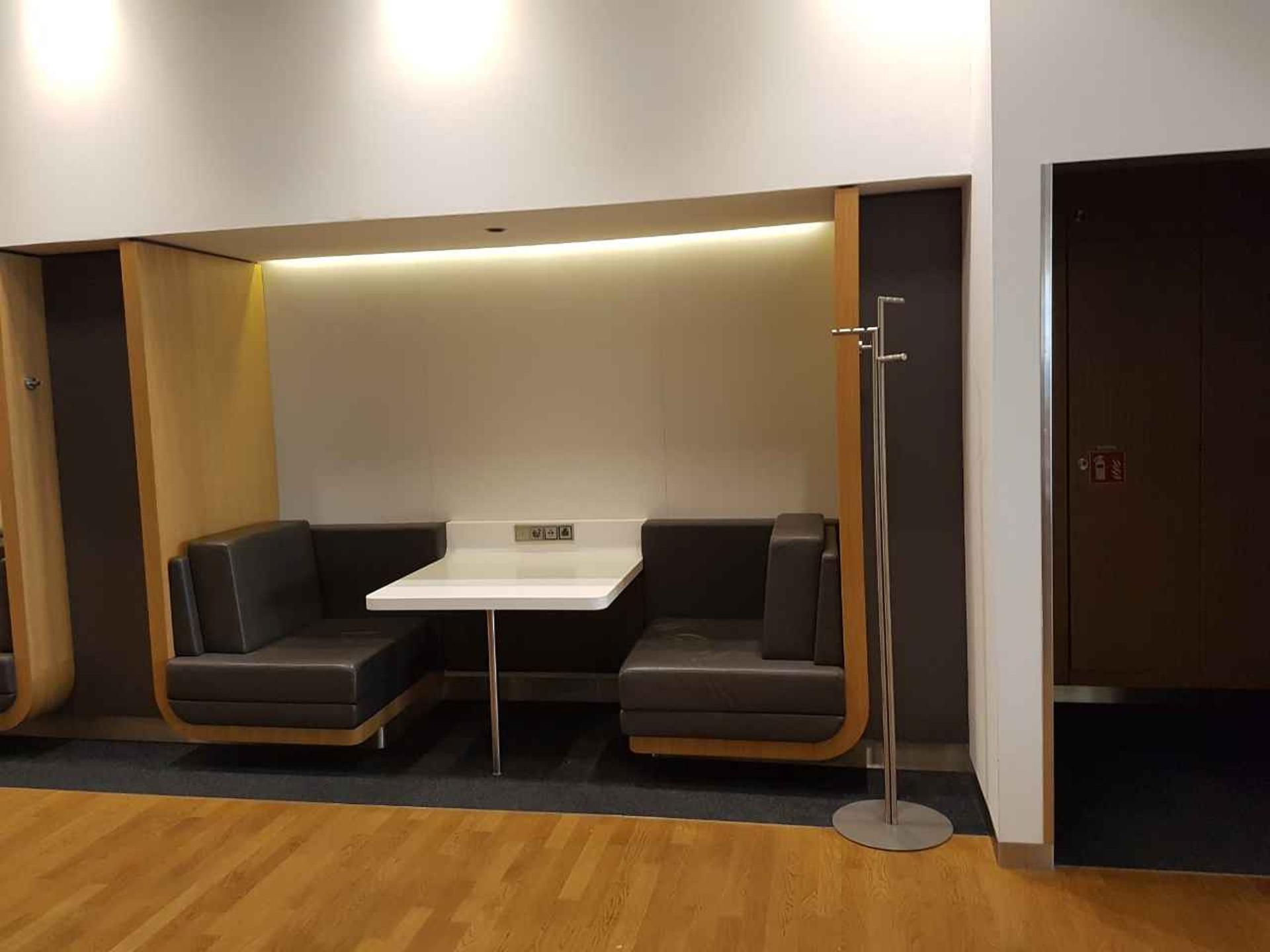 Lufthansa Senator Lounge (Non-Schengen) image 9 of 14