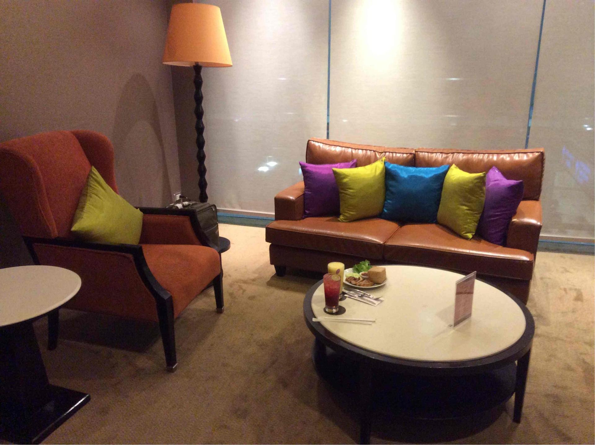 Thai Airways Royal First Class Lounge image 6 of 44