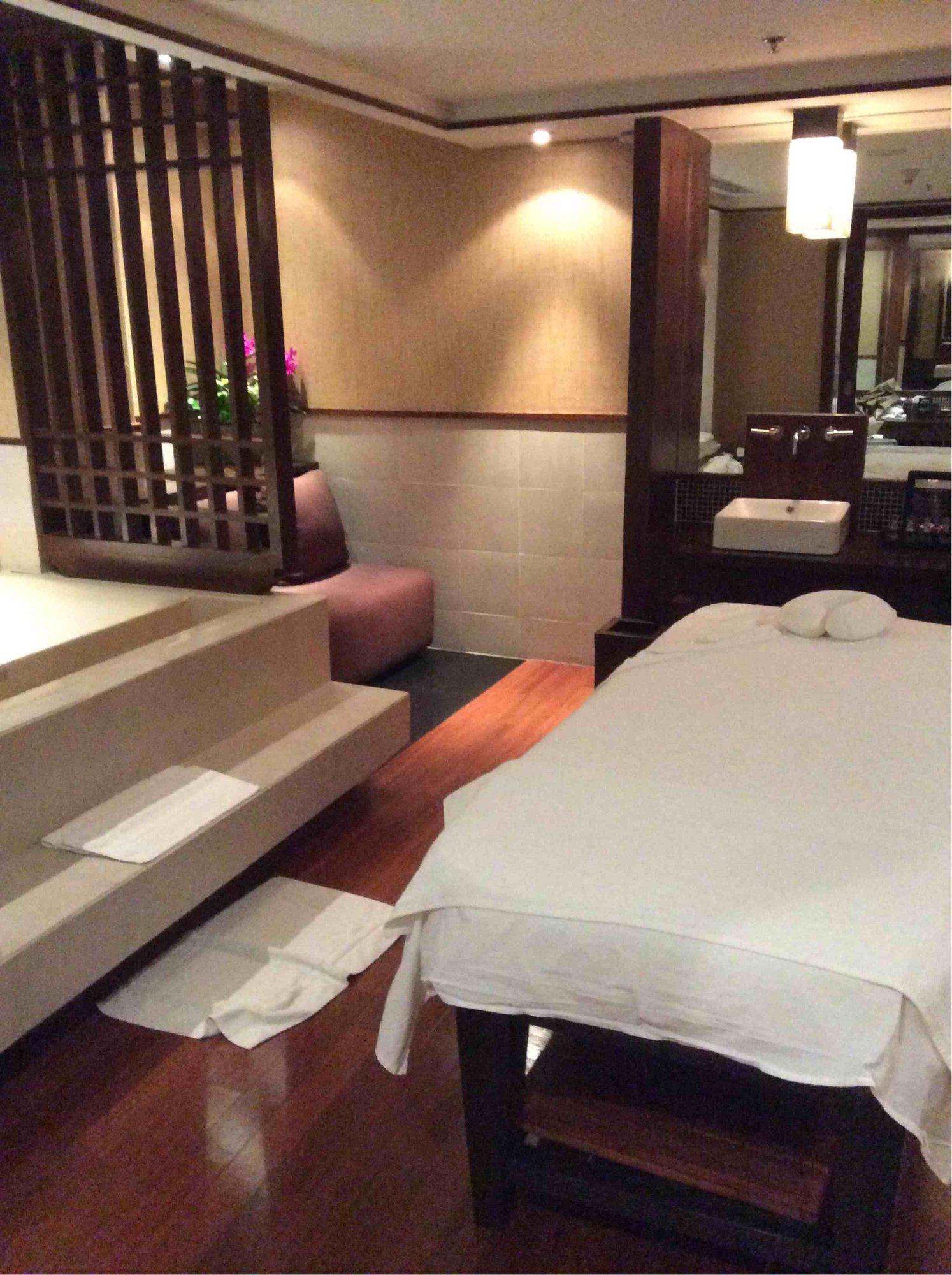 Thai Airways Royal Orchid Spa  image 15 of 25