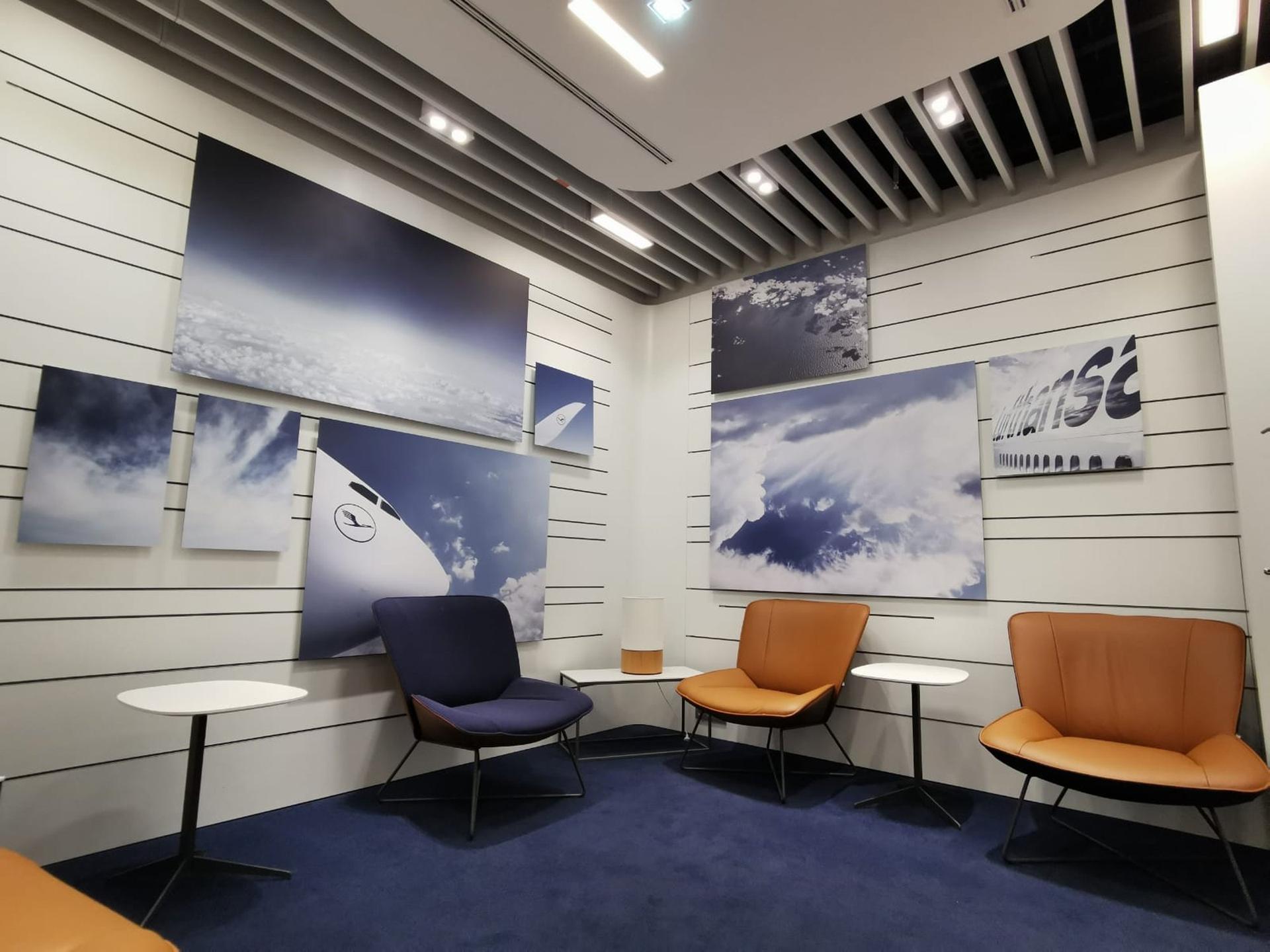 Lufthansa Business Lounge (Schengen, Gate A13) image 13 of 13