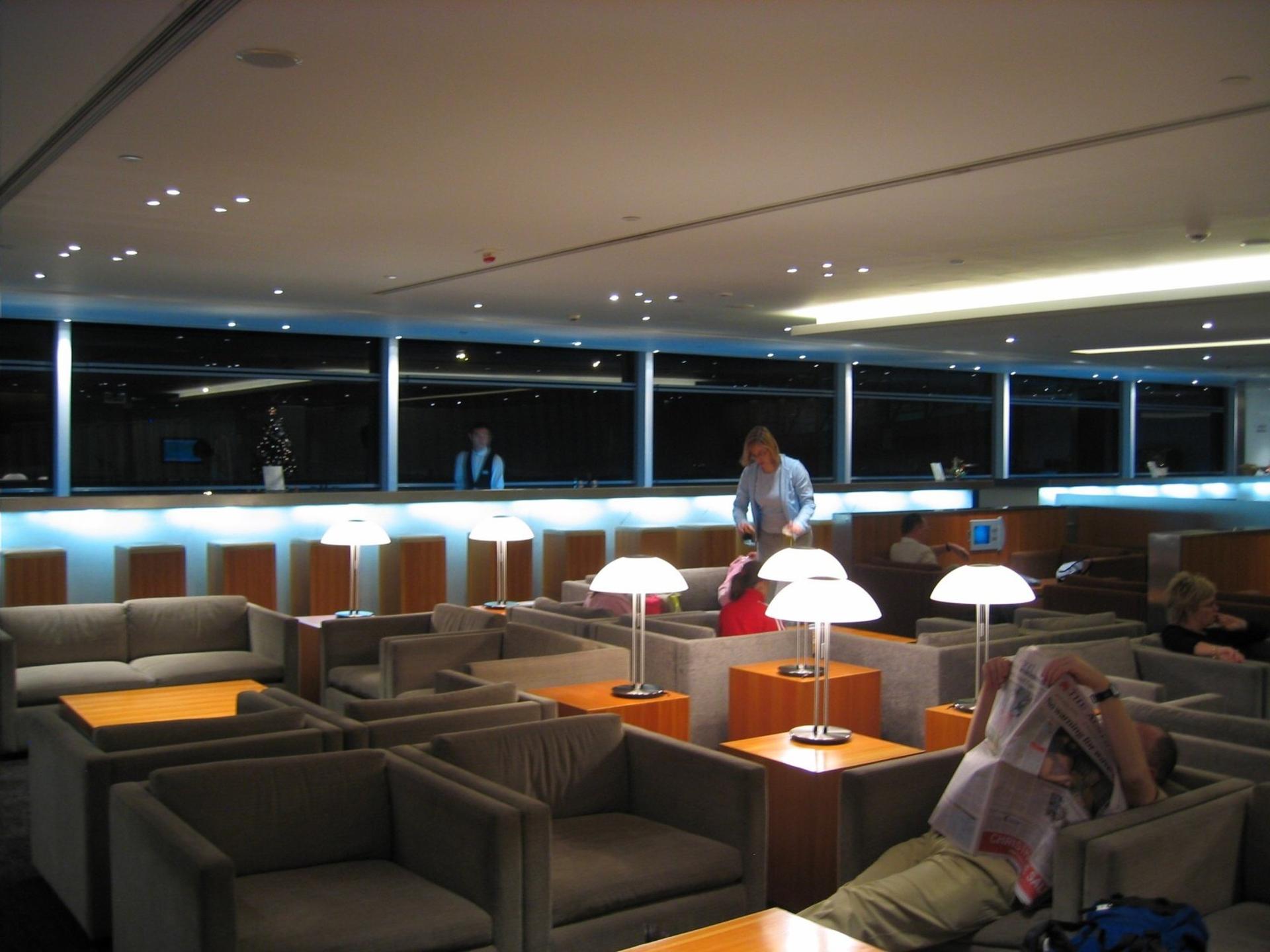 Cathay Pacific The Wing Business Class Lounge image 48 of 55
