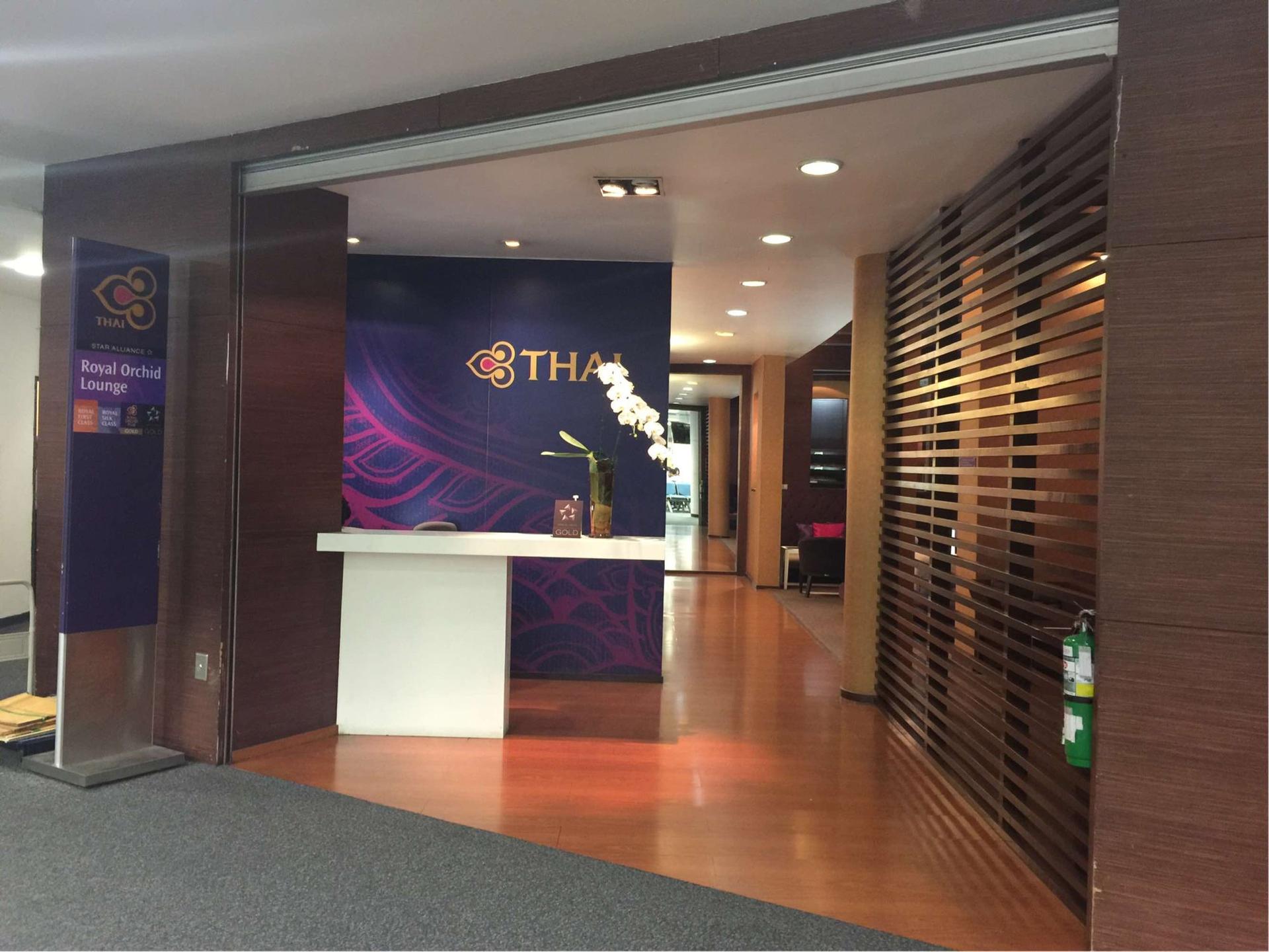 Thai Airways Royal Orchid Lounge image 16 of 22