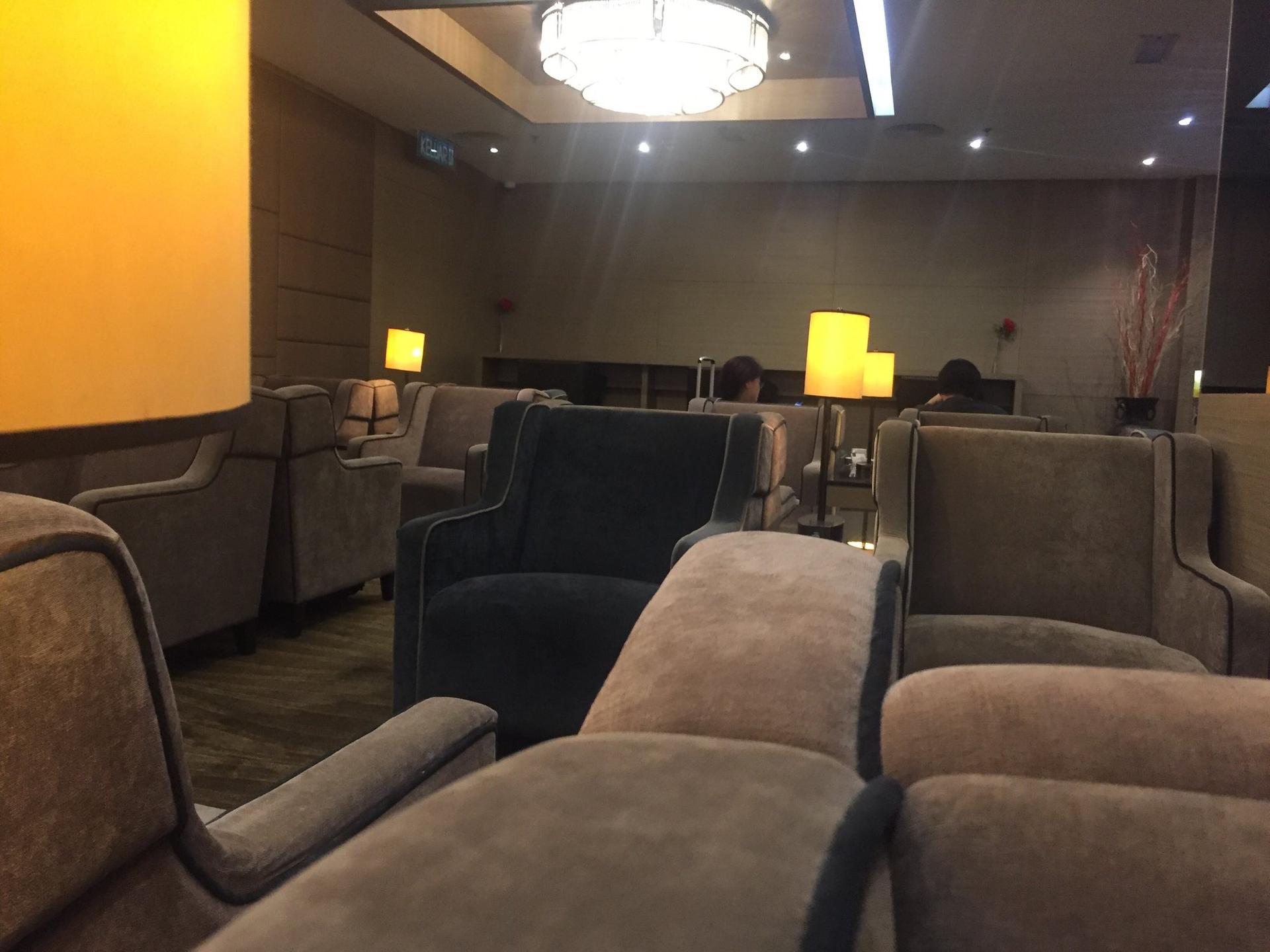 Plaza Premium Lounge (International Departures) image 8 of 22