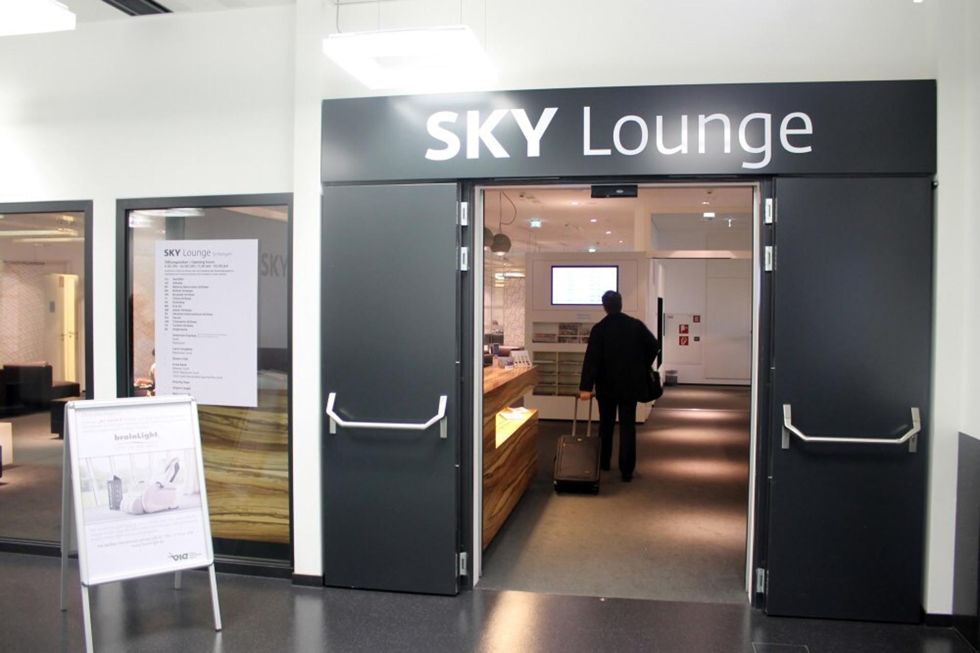 Sky Lounge (Schengen) image 39 of 43