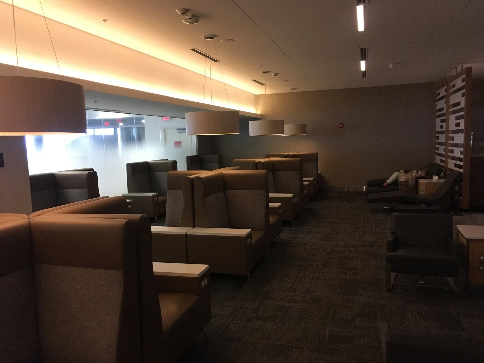 American Airlines Flagship Lounge image 27 of 65
