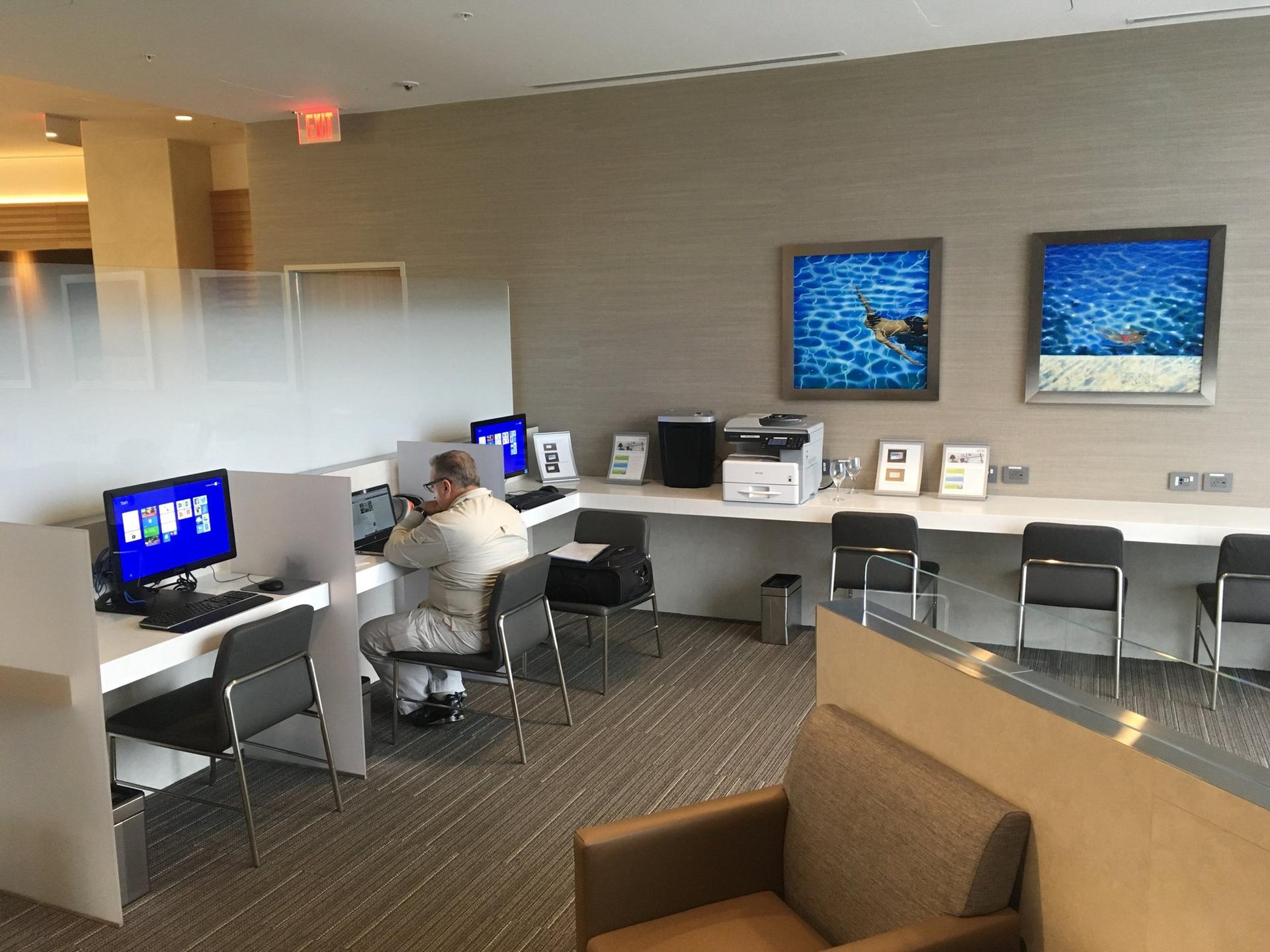 American Airlines Flagship Lounge image 11 of 65