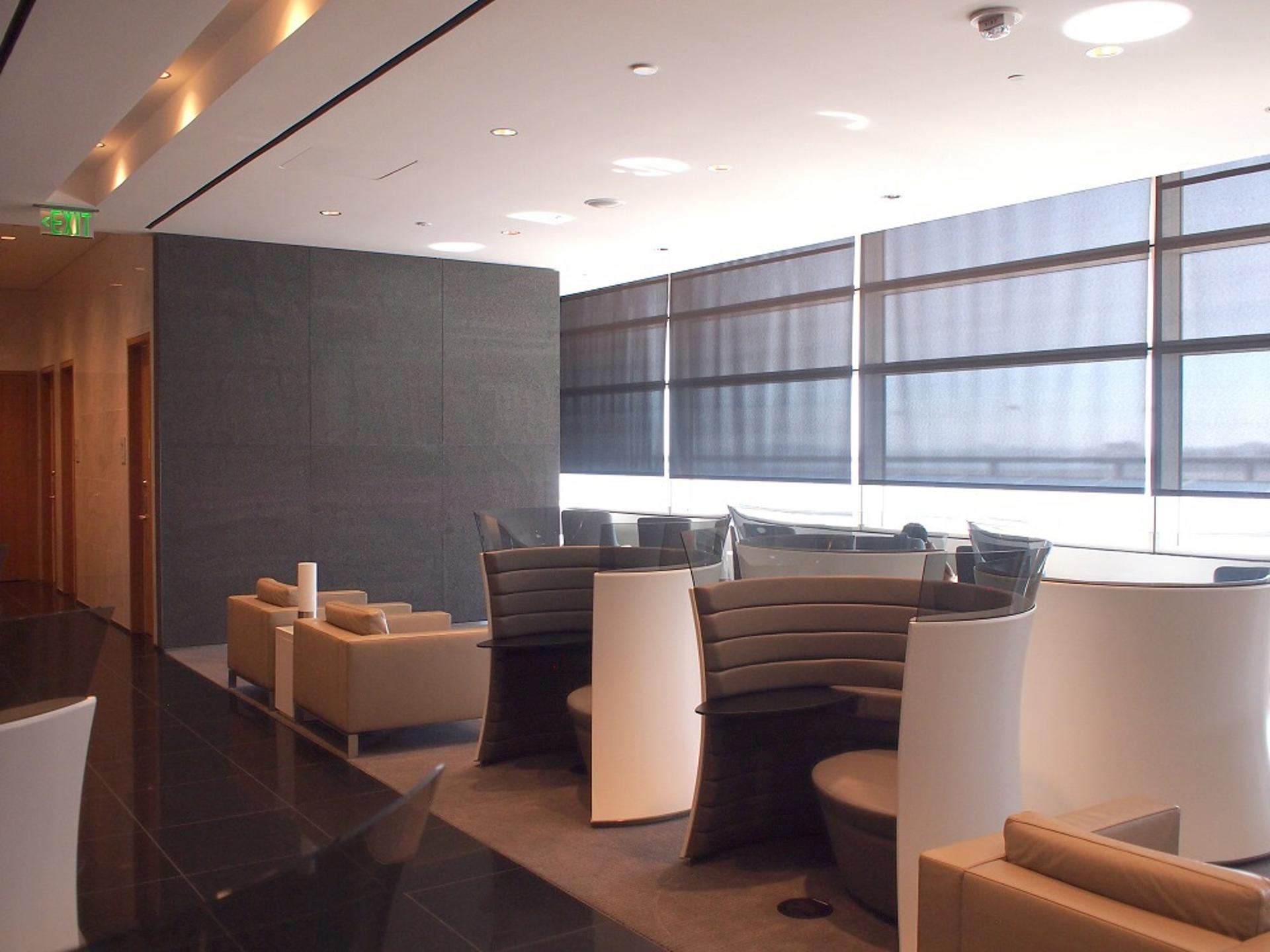 Cathay Pacific First and Business Class Lounge image 63 of 74