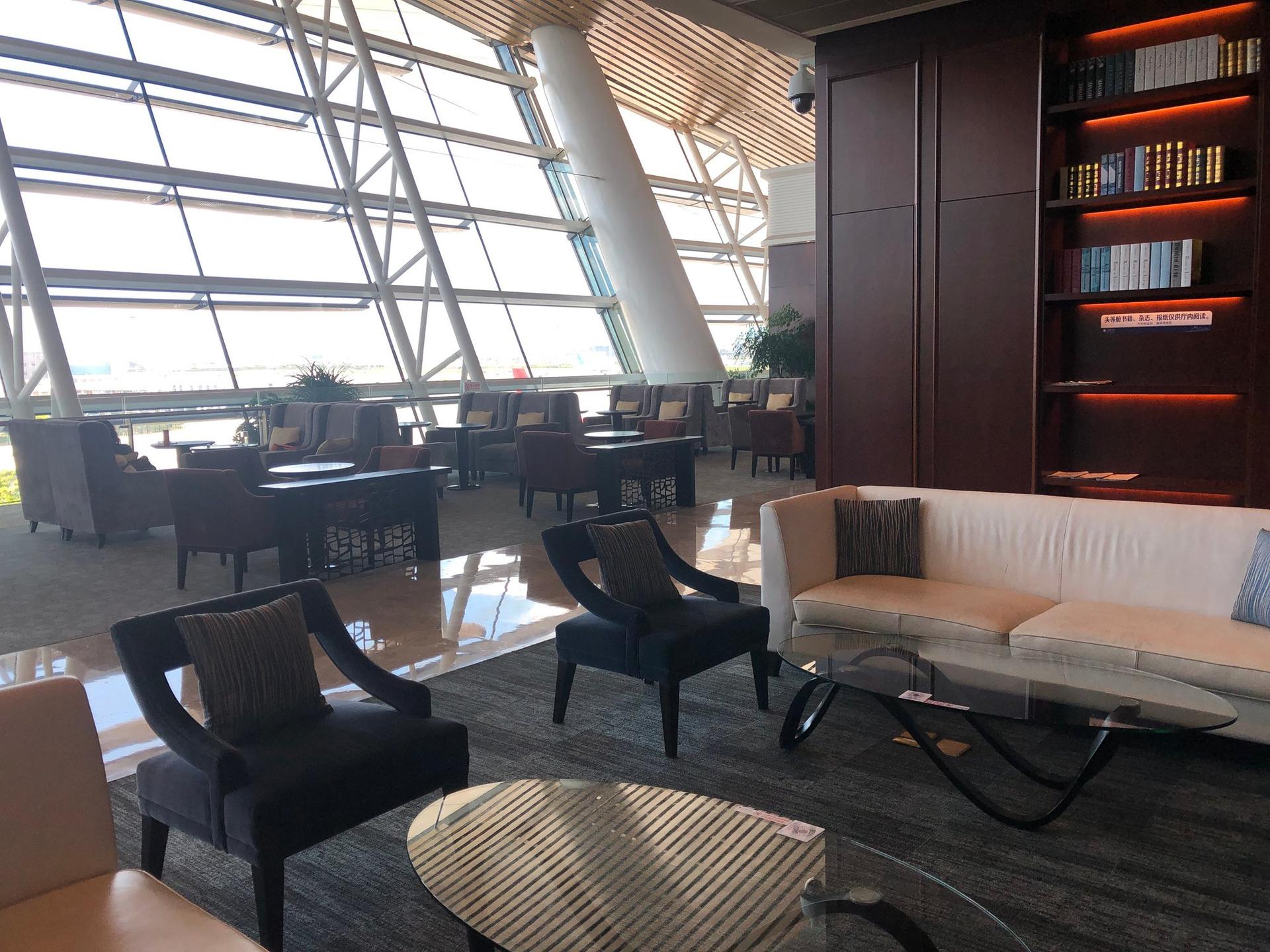 Xiamen Gaoqi Airport First/Business Class Lounge image 1 of 1