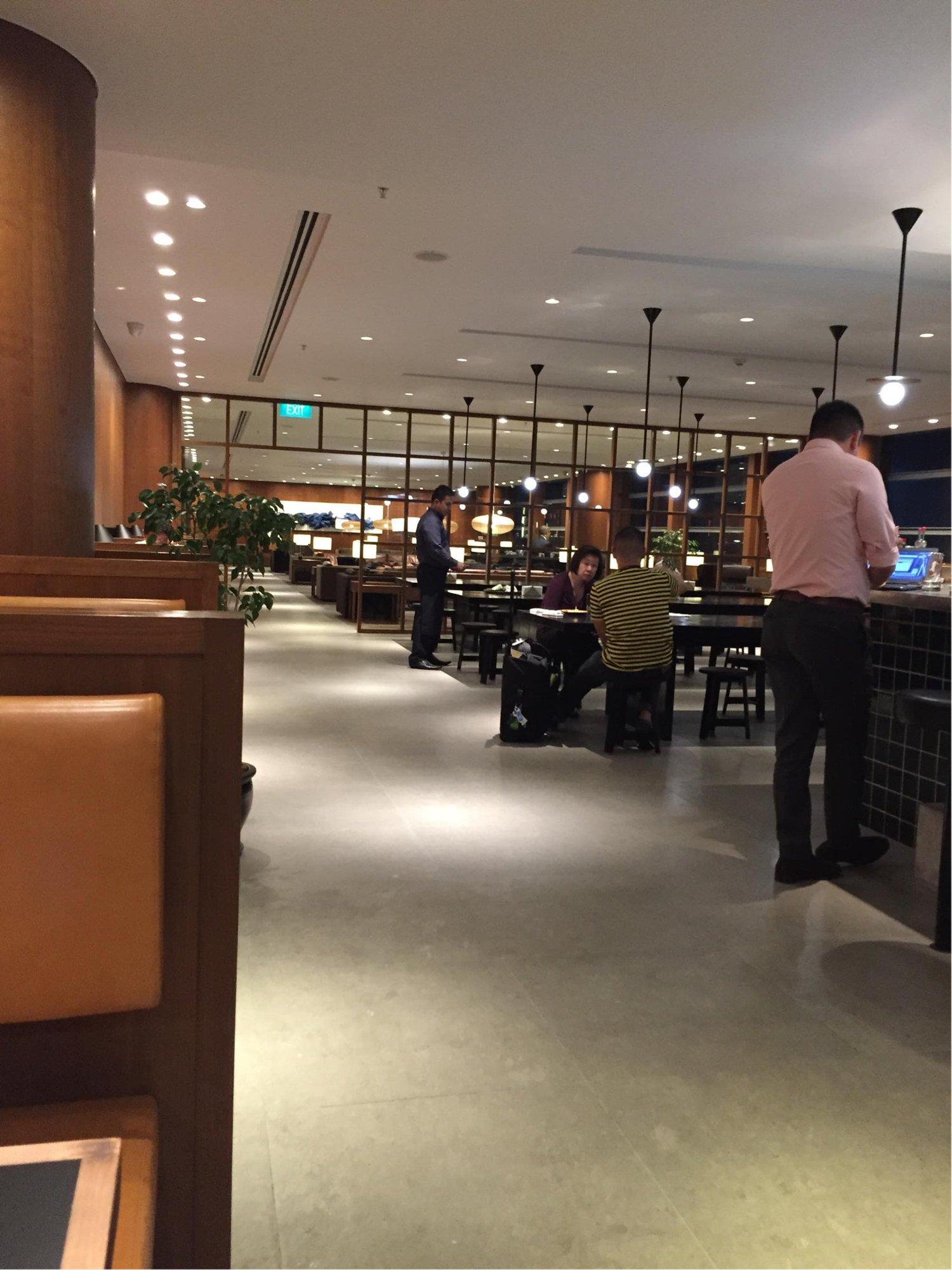 Cathay Pacific First and Business Class Lounge image 19 of 19