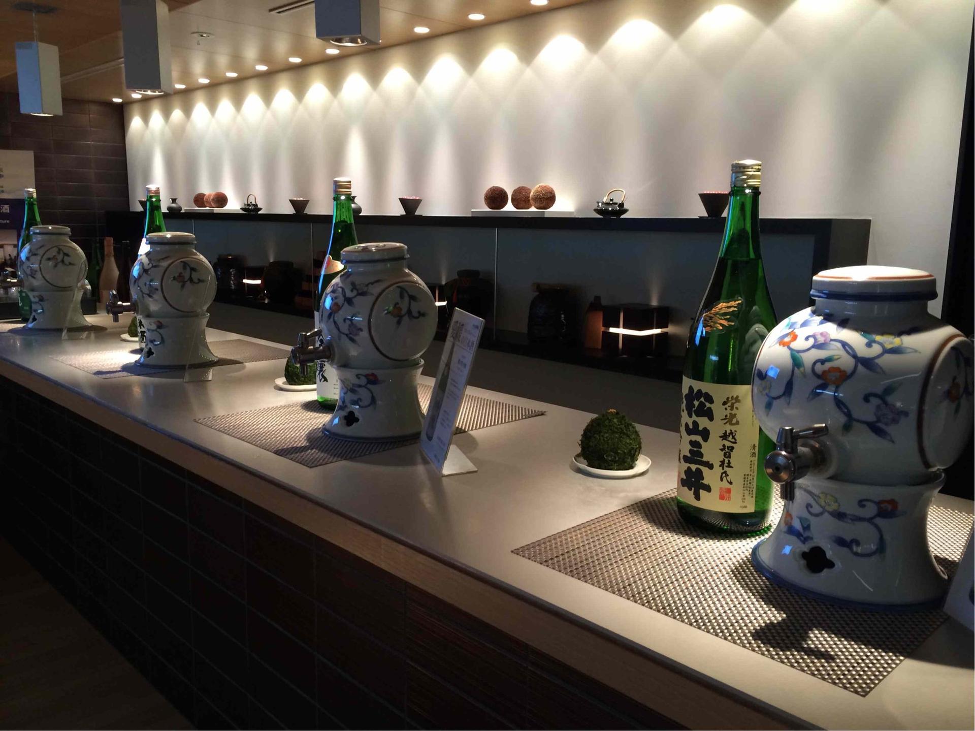 All Nippon Airways ANA Lounge  image 16 of 36