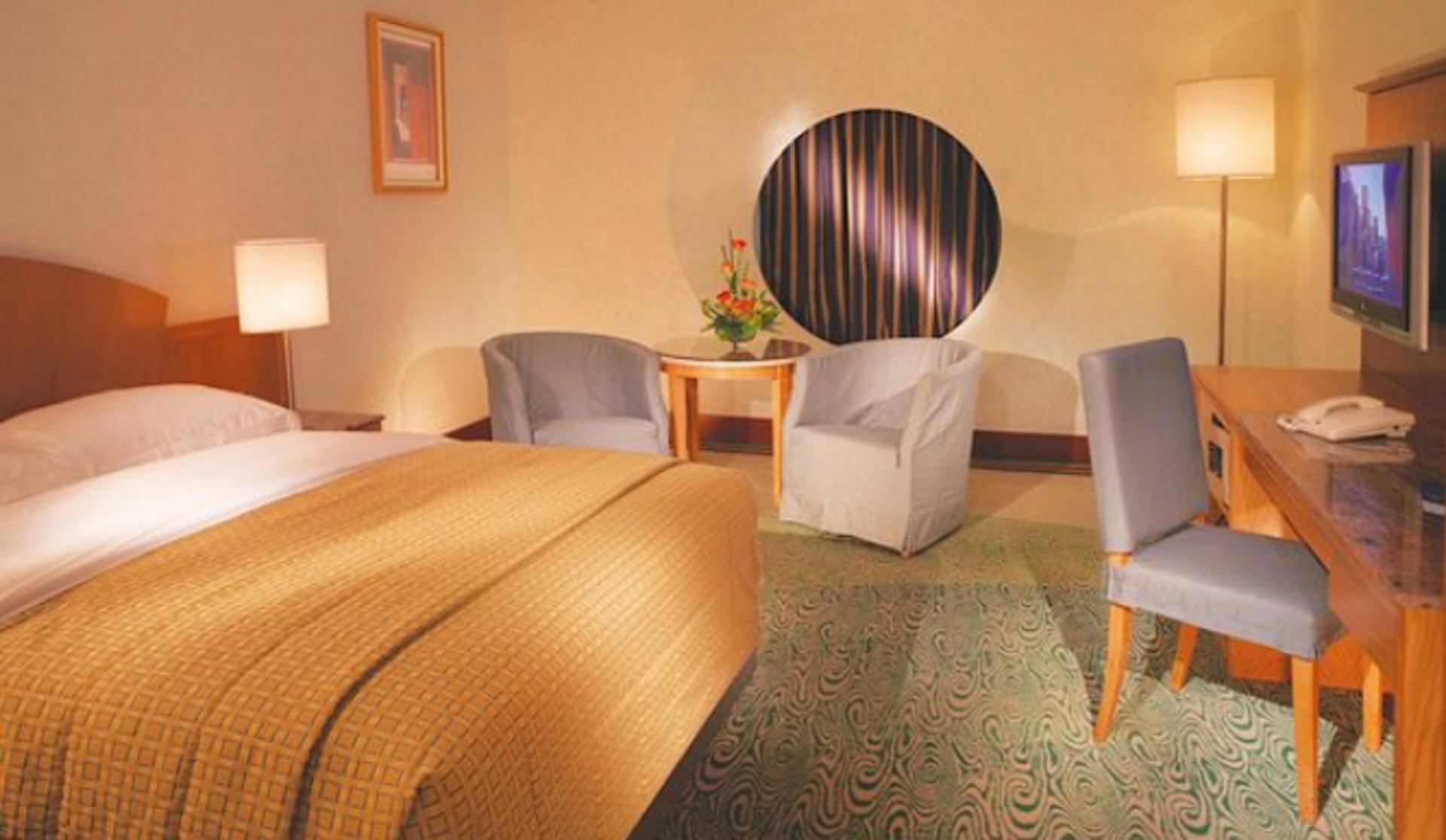 Dubai International Hotel (Concourse C) image 1 of 1