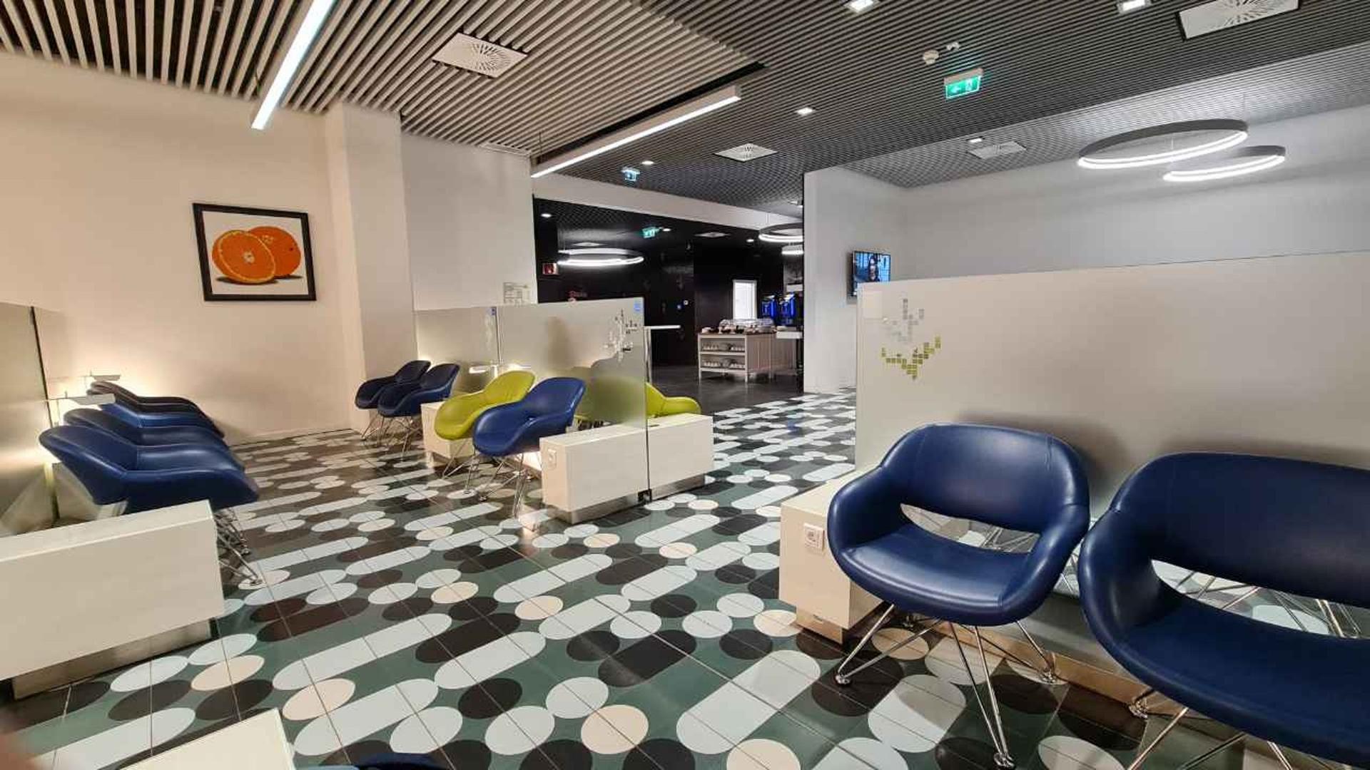 CIP Lounge (Schengen) image 4 of 4