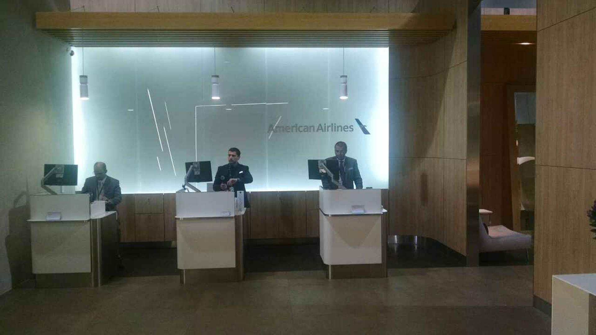 American Airlines Admirals Club image 10 of 30