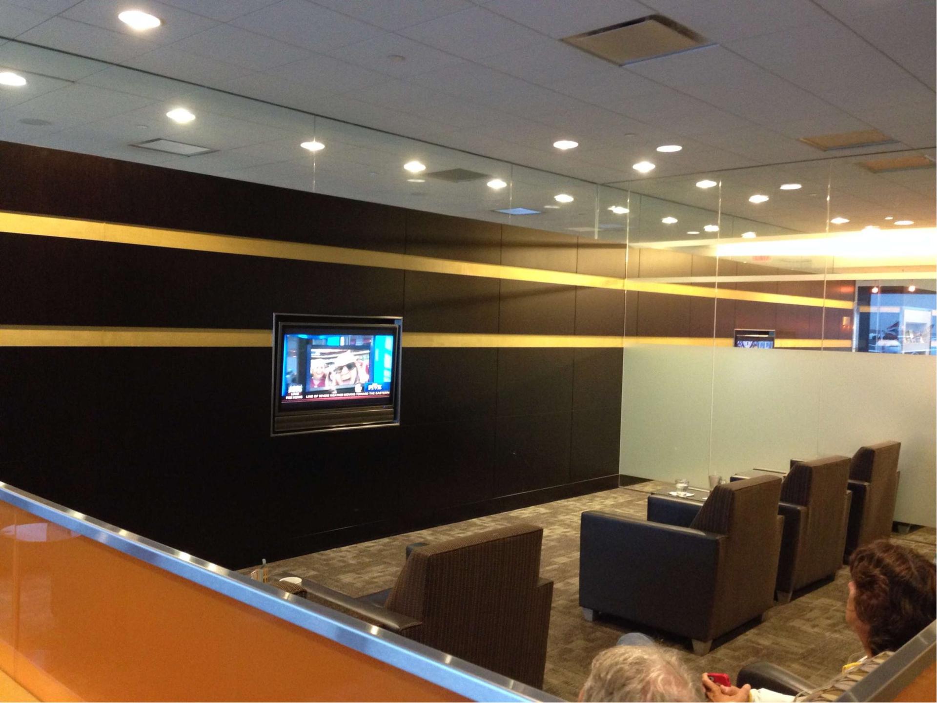 American Airlines Admirals Club image 7 of 25