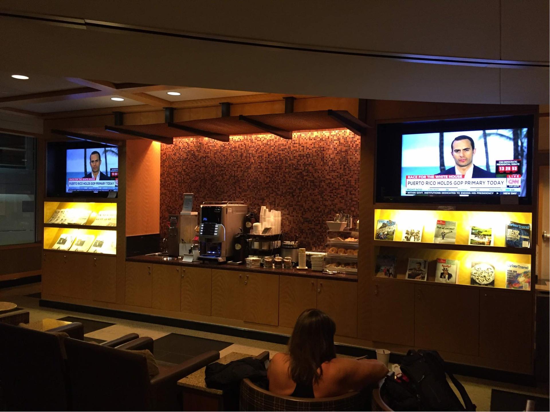 American Airlines Admirals Club image 3 of 14