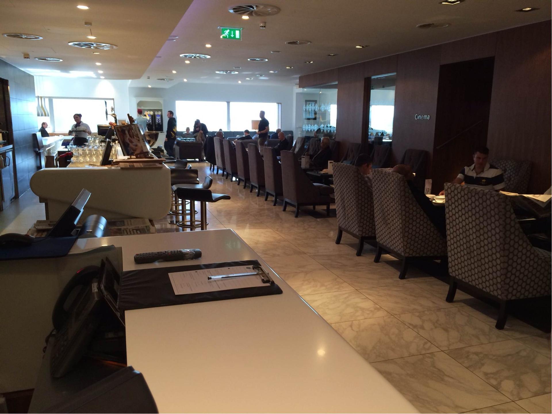 No1 Lounges, Heathrow Terminal 3 image 22 of 33