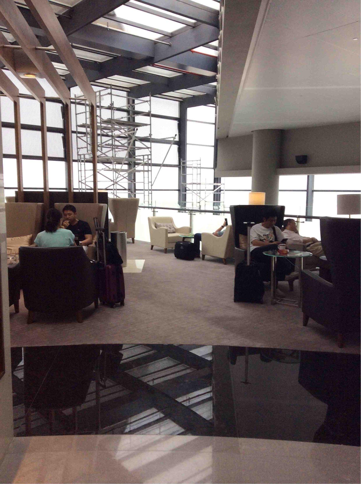 V8 Air China First & Business Class Lounge image 8 of 9