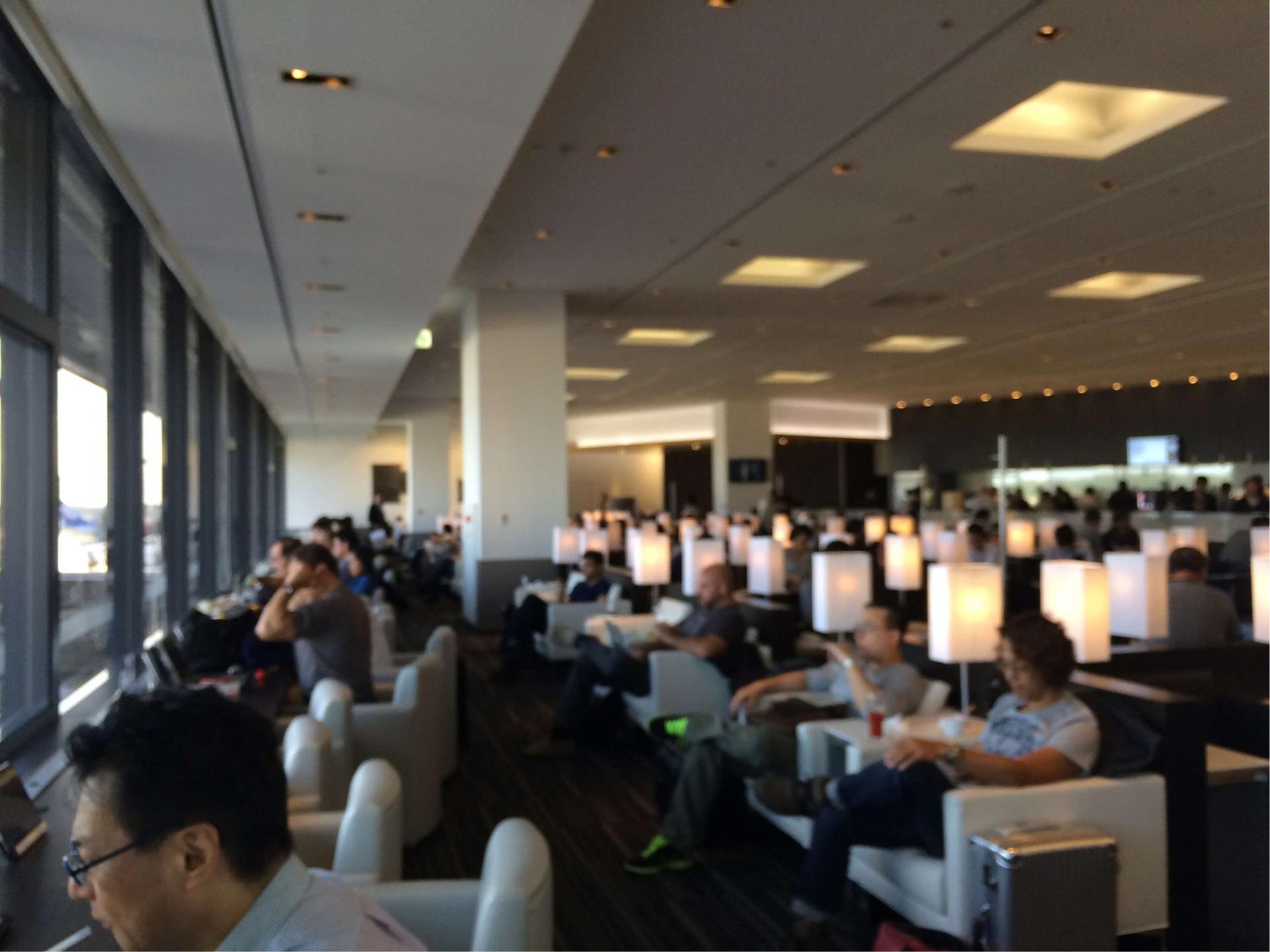 All Nippon Airways ANA Lounge image 10 of 39
